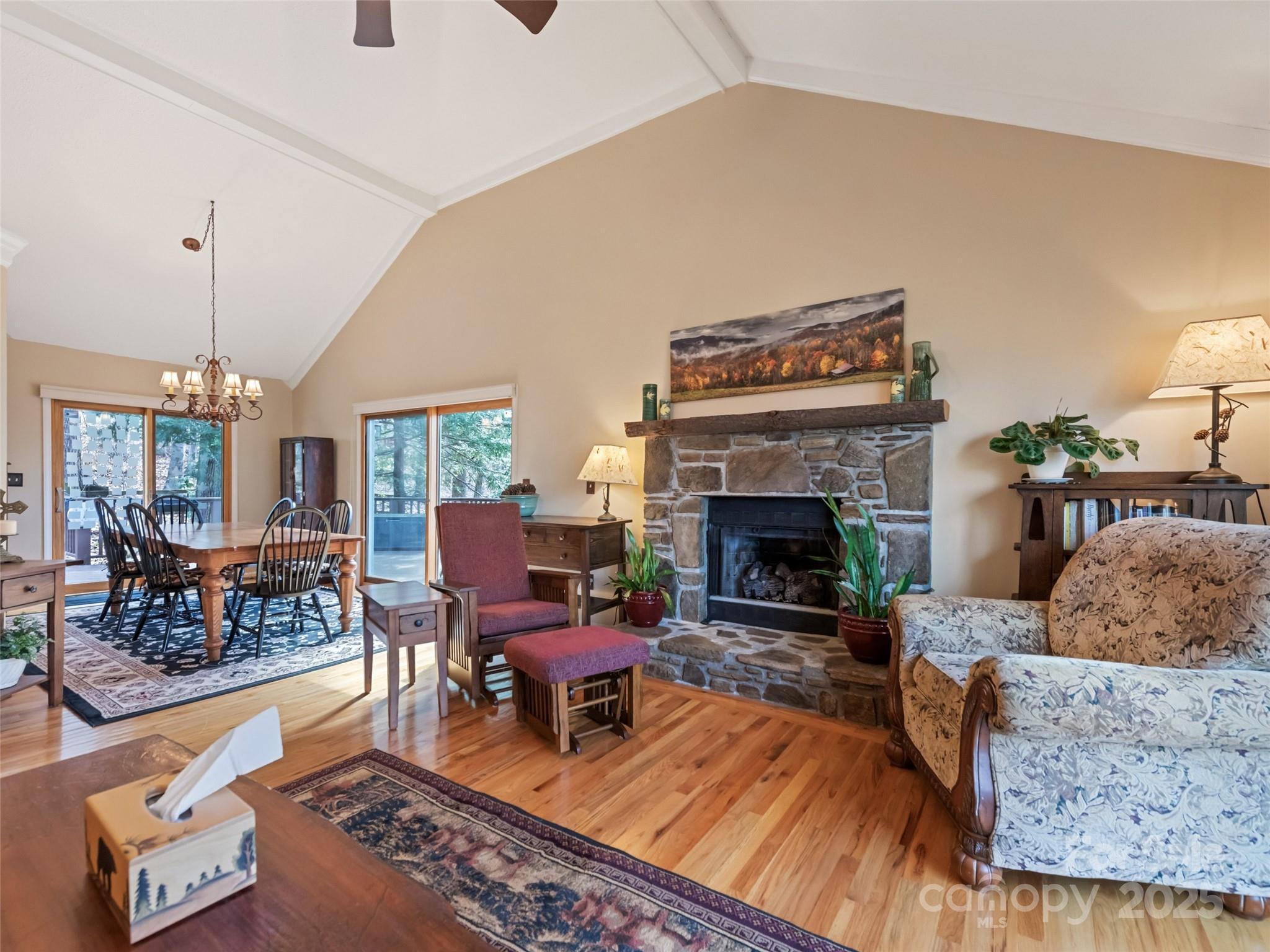 20 Bright Leaf Cove