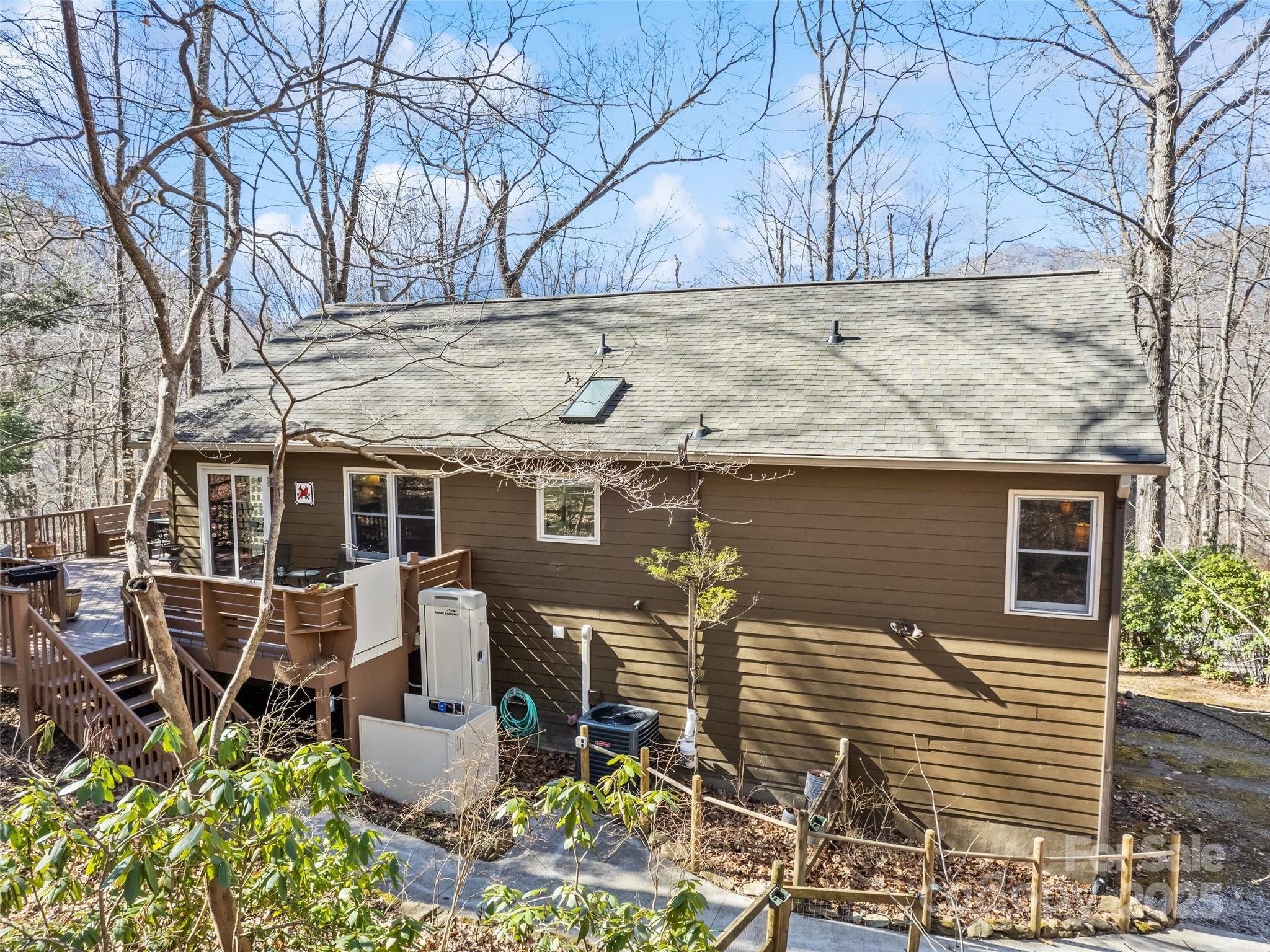 20 Bright Leaf Cove