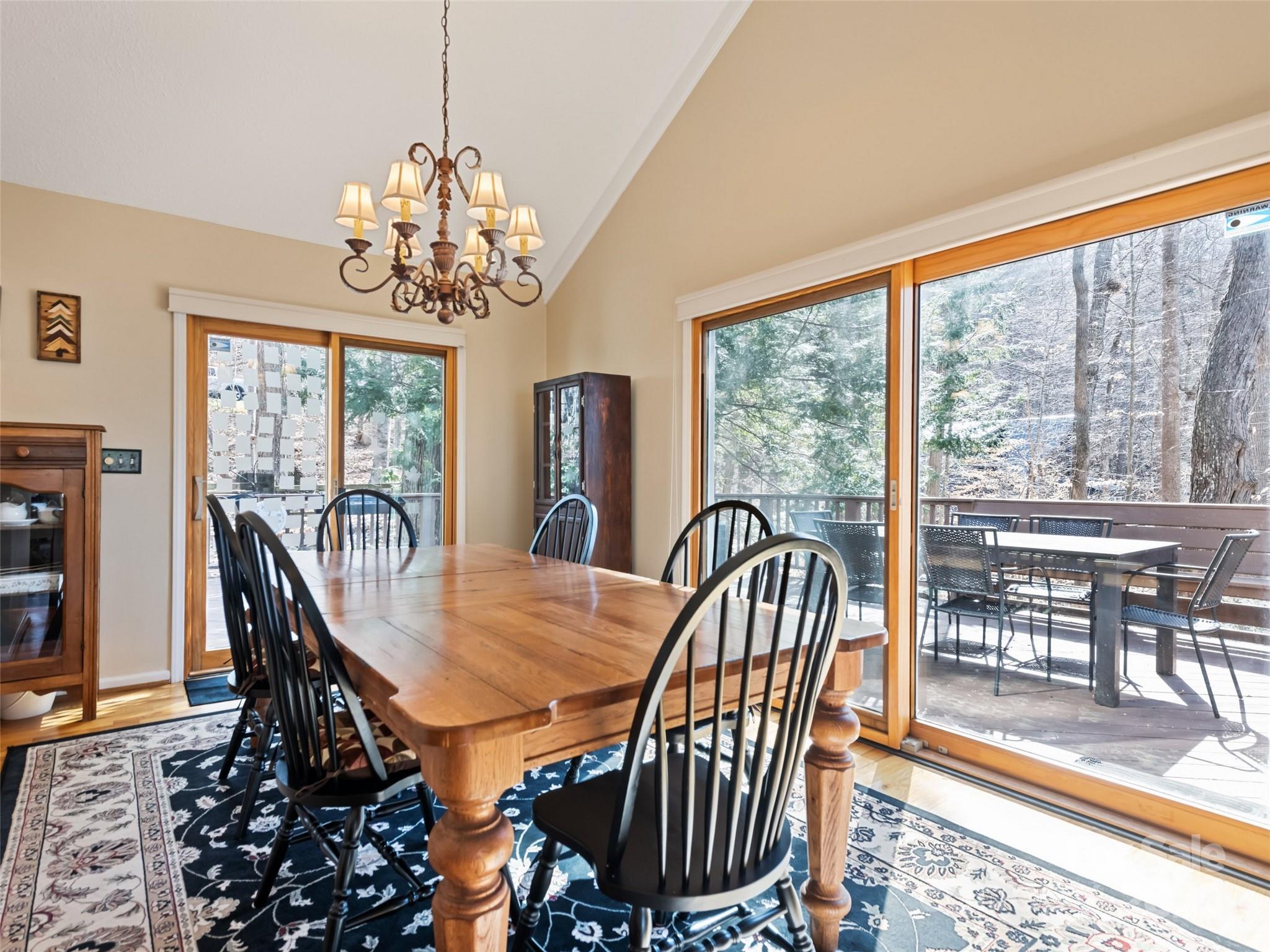 20 Bright Leaf Cove