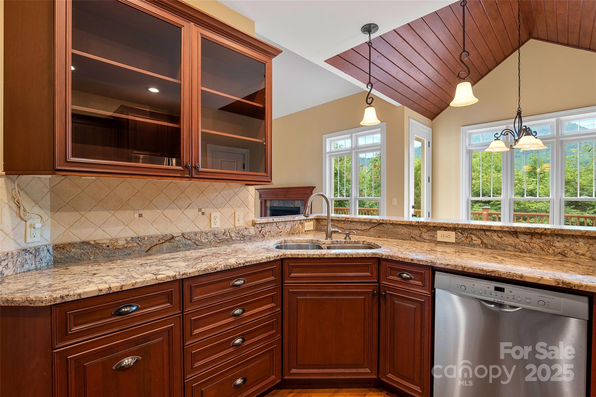 103 Village Pointe Lane