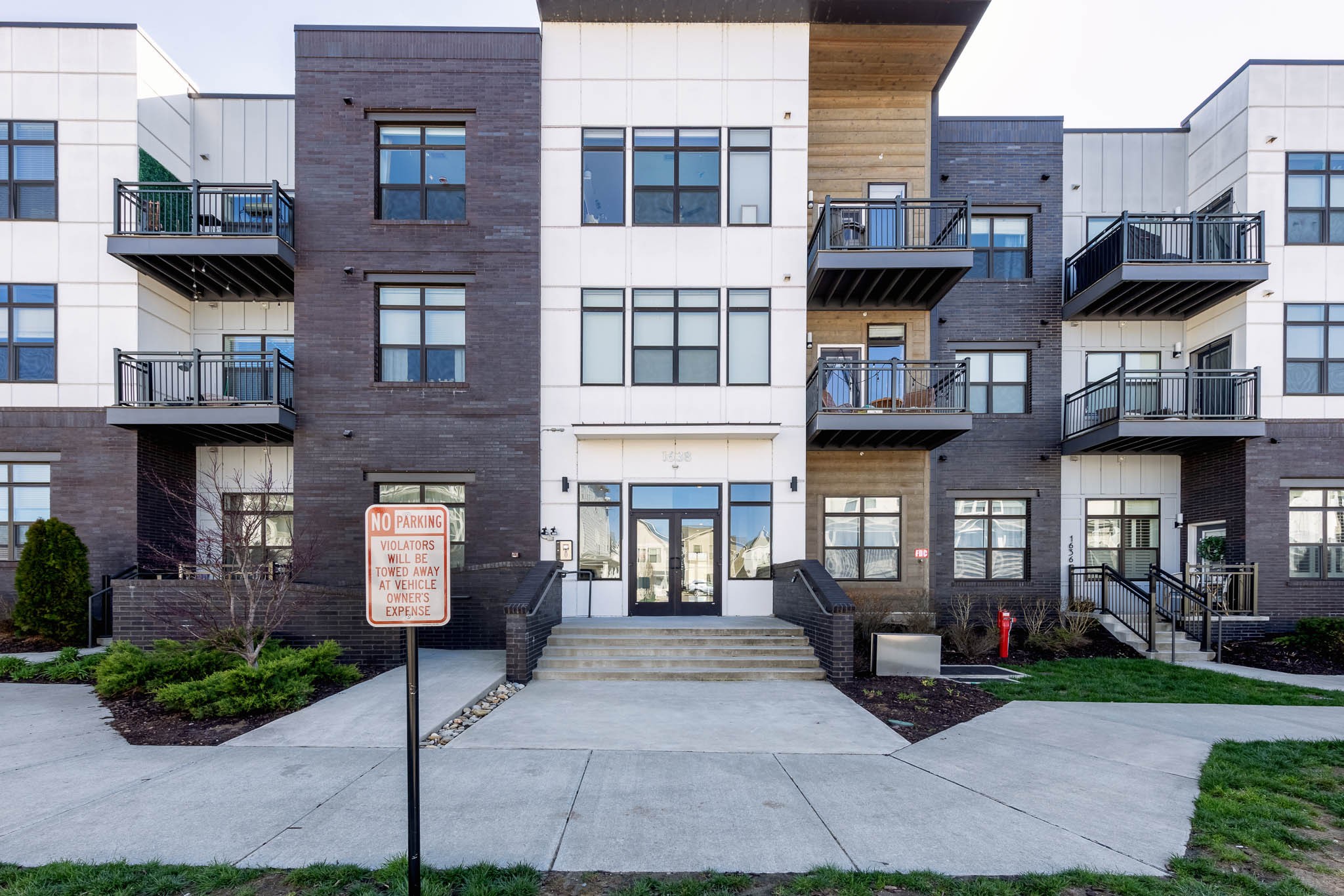 1638 54th Ave, N Unit: 209