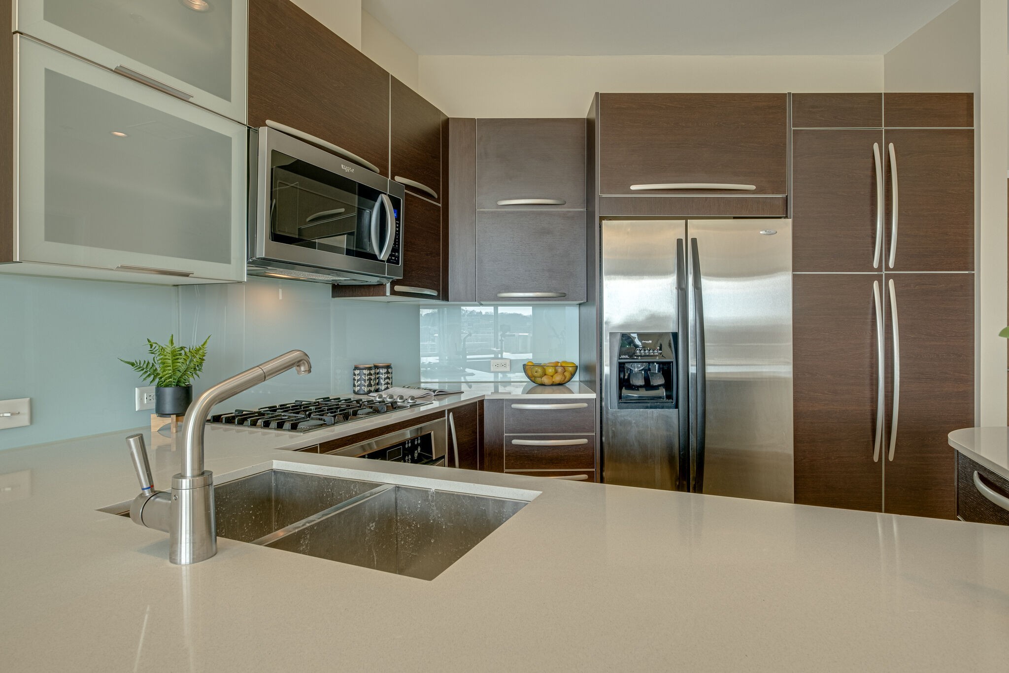 700 12th Ave, S Unit: 707