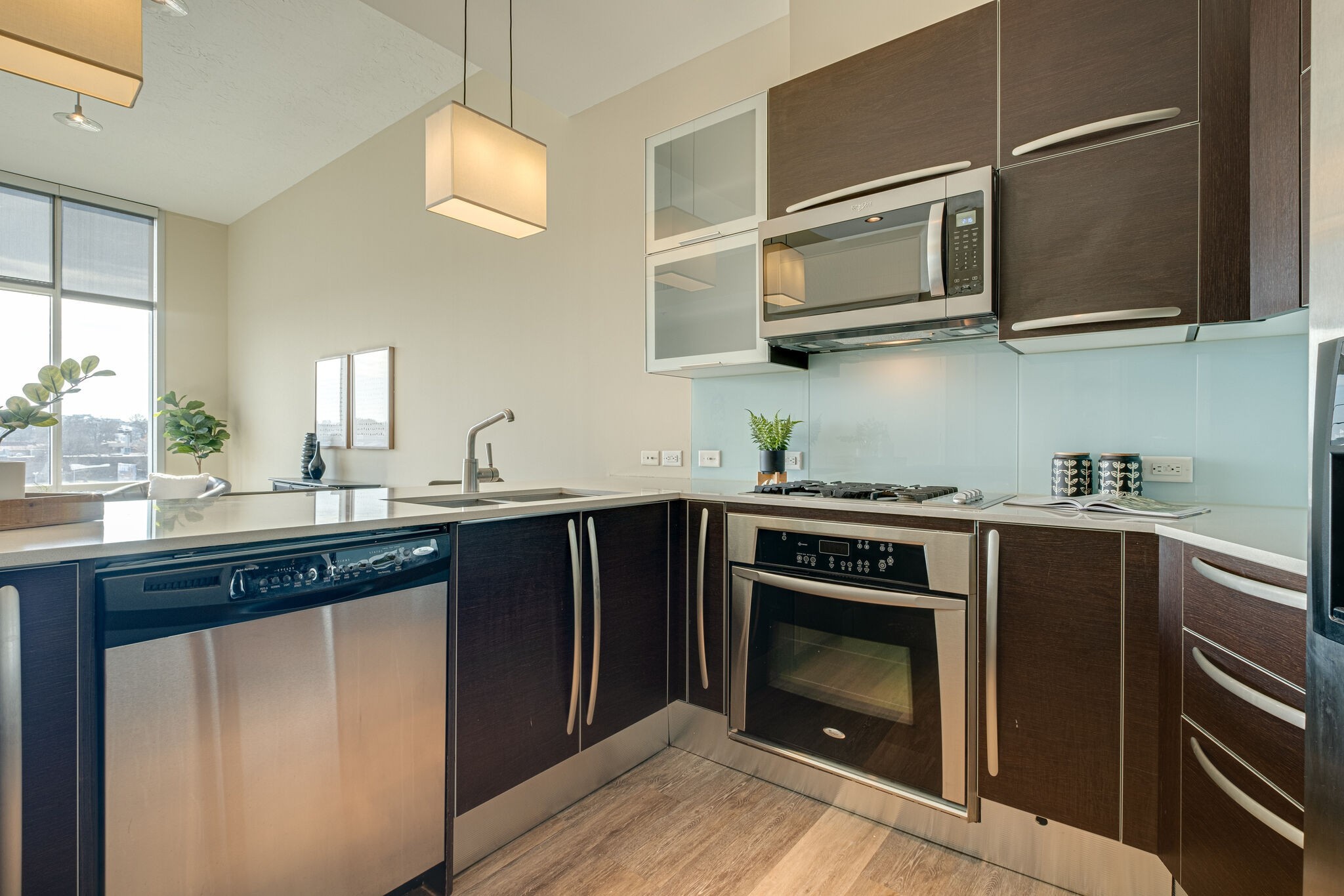 700 12th Ave, S Unit: 707