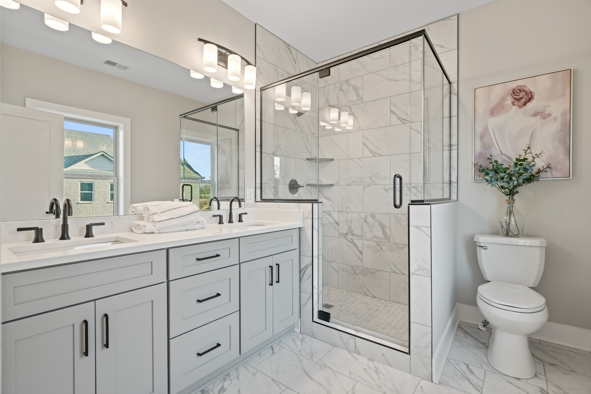 105 Charlotte Everly Cir