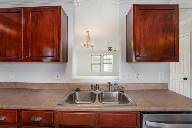 5961 Monroe Xing, NE