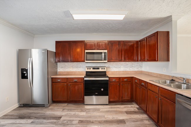 5961 Monroe Xing, NE