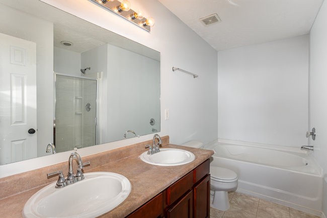 5961 Monroe Xing, NE