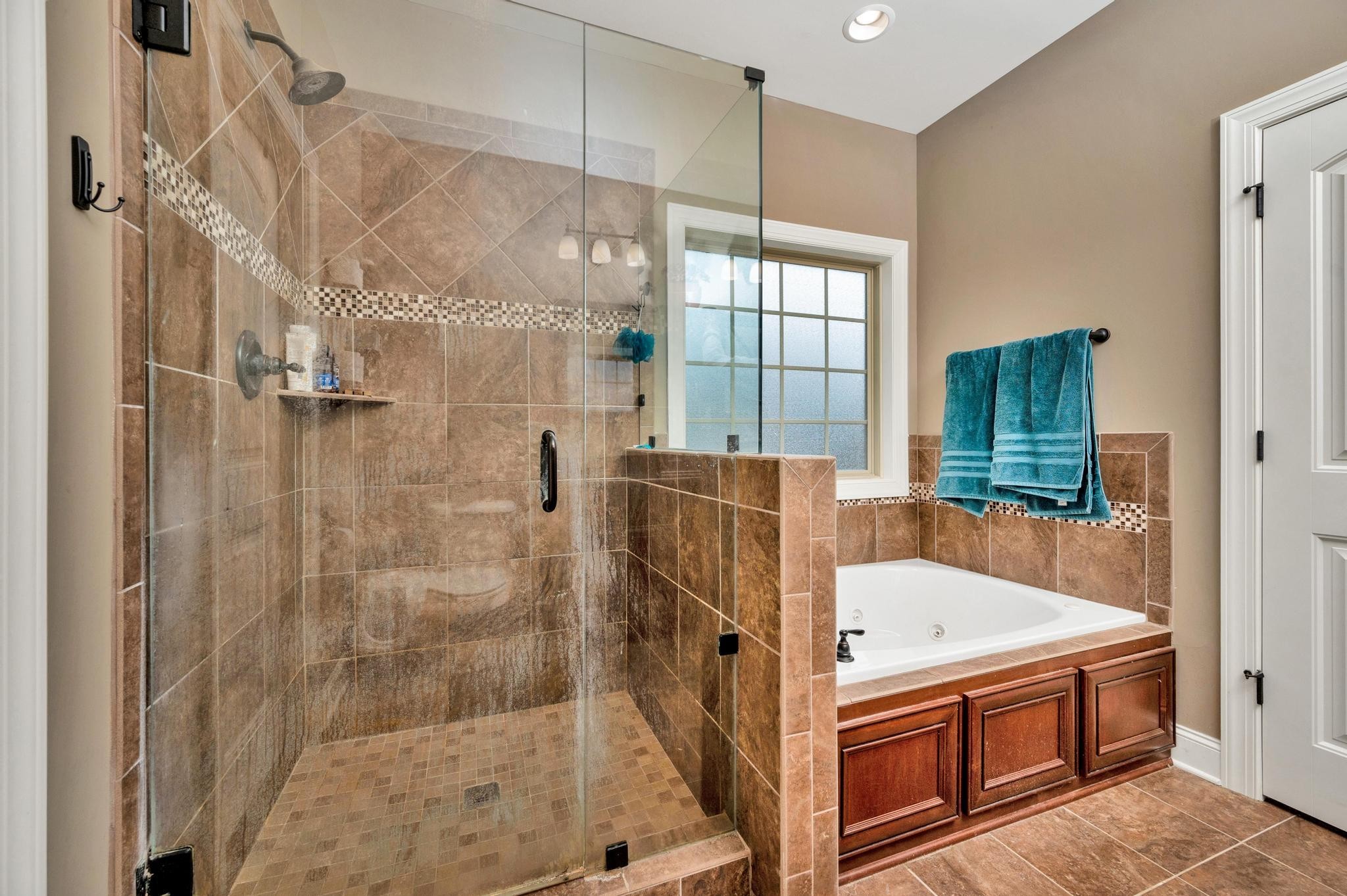 1006 Bridgegarden Rd