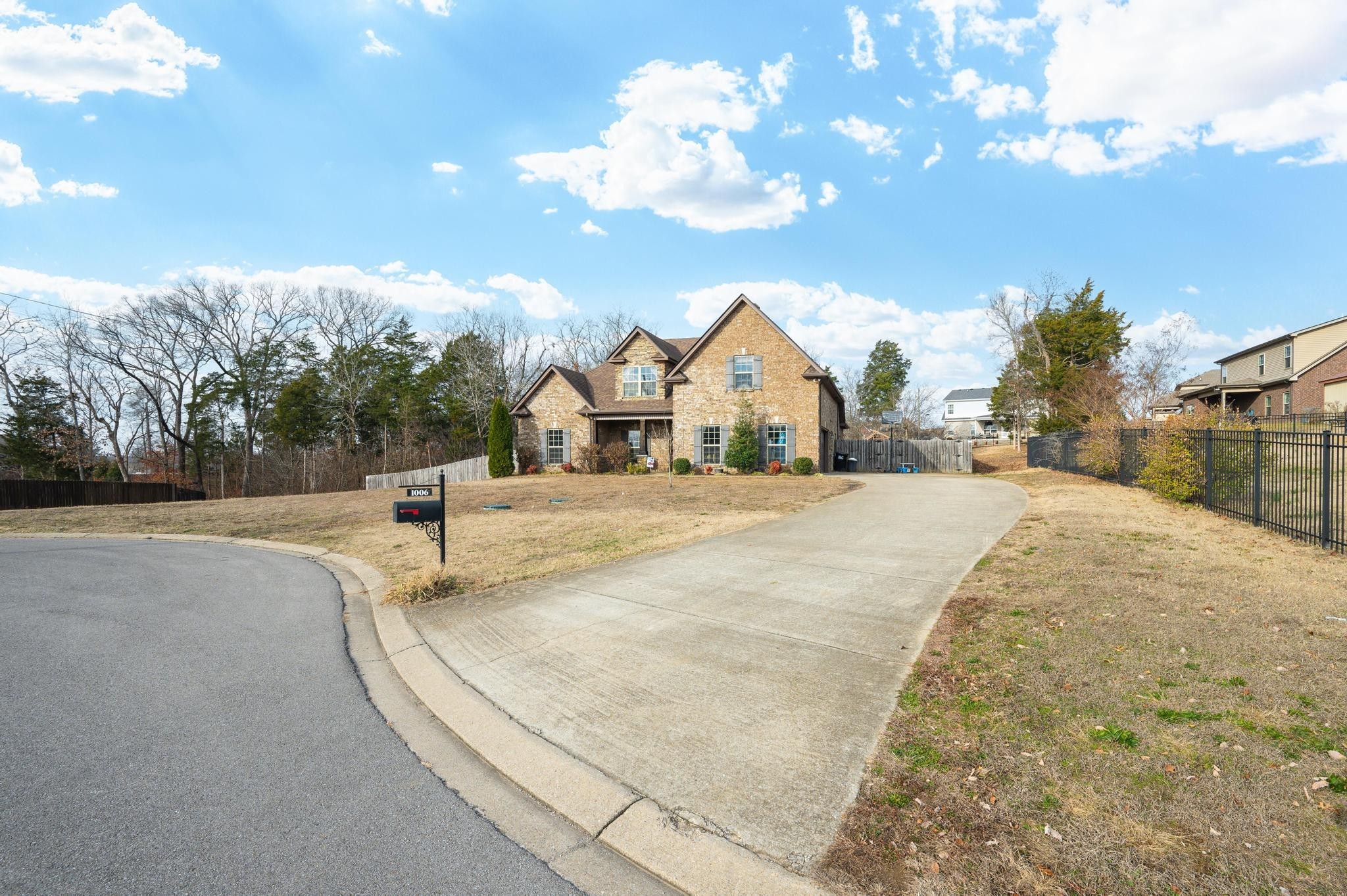 1006 Bridgegarden Rd