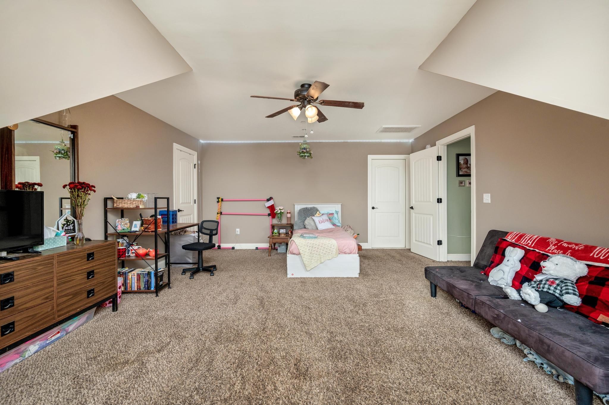 1006 Bridgegarden Rd