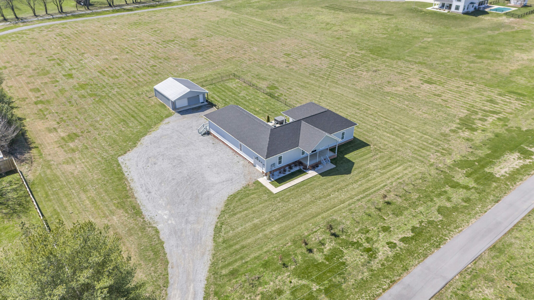 5240 Cross Plains Rd