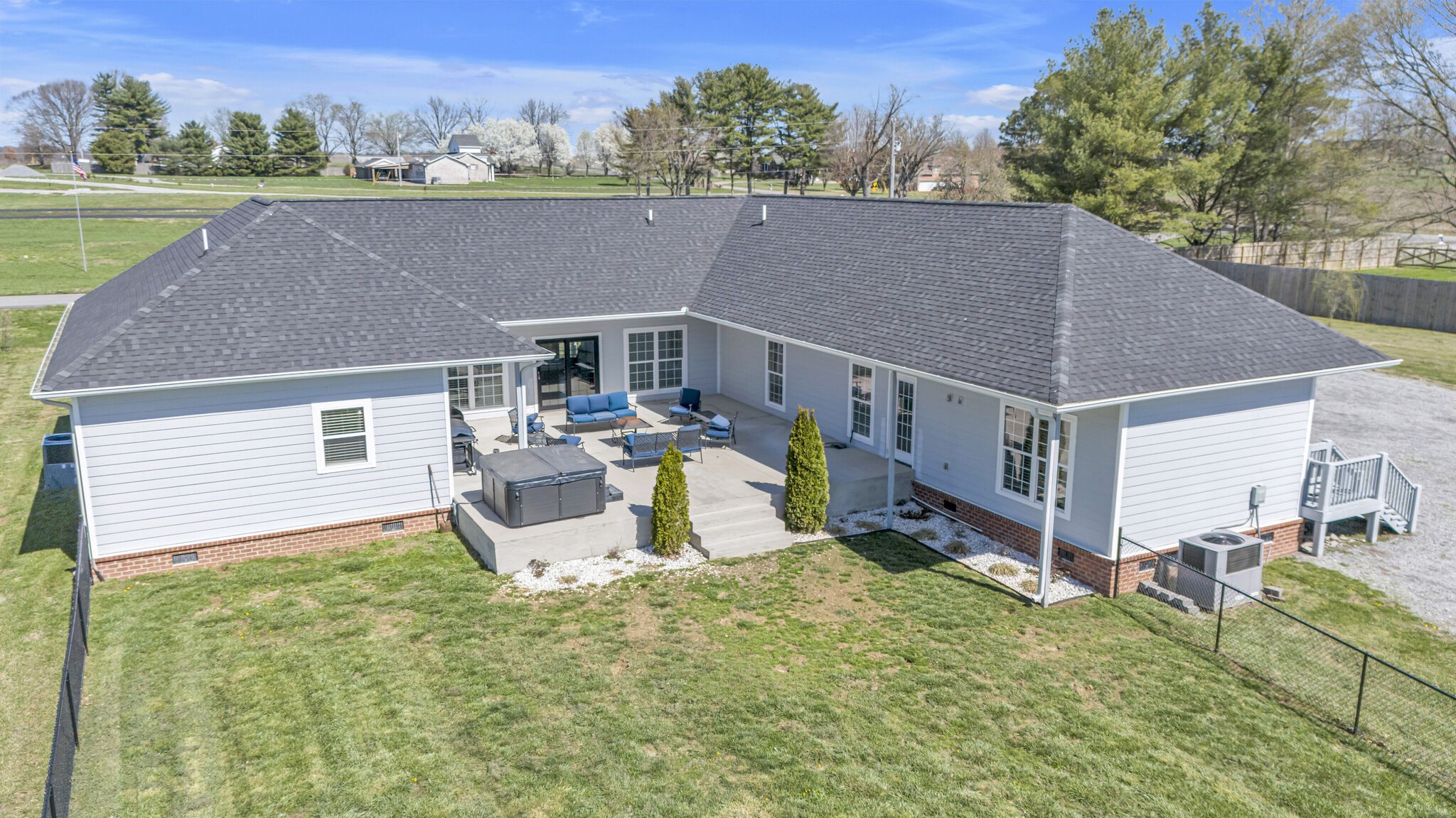 5240 Cross Plains Rd