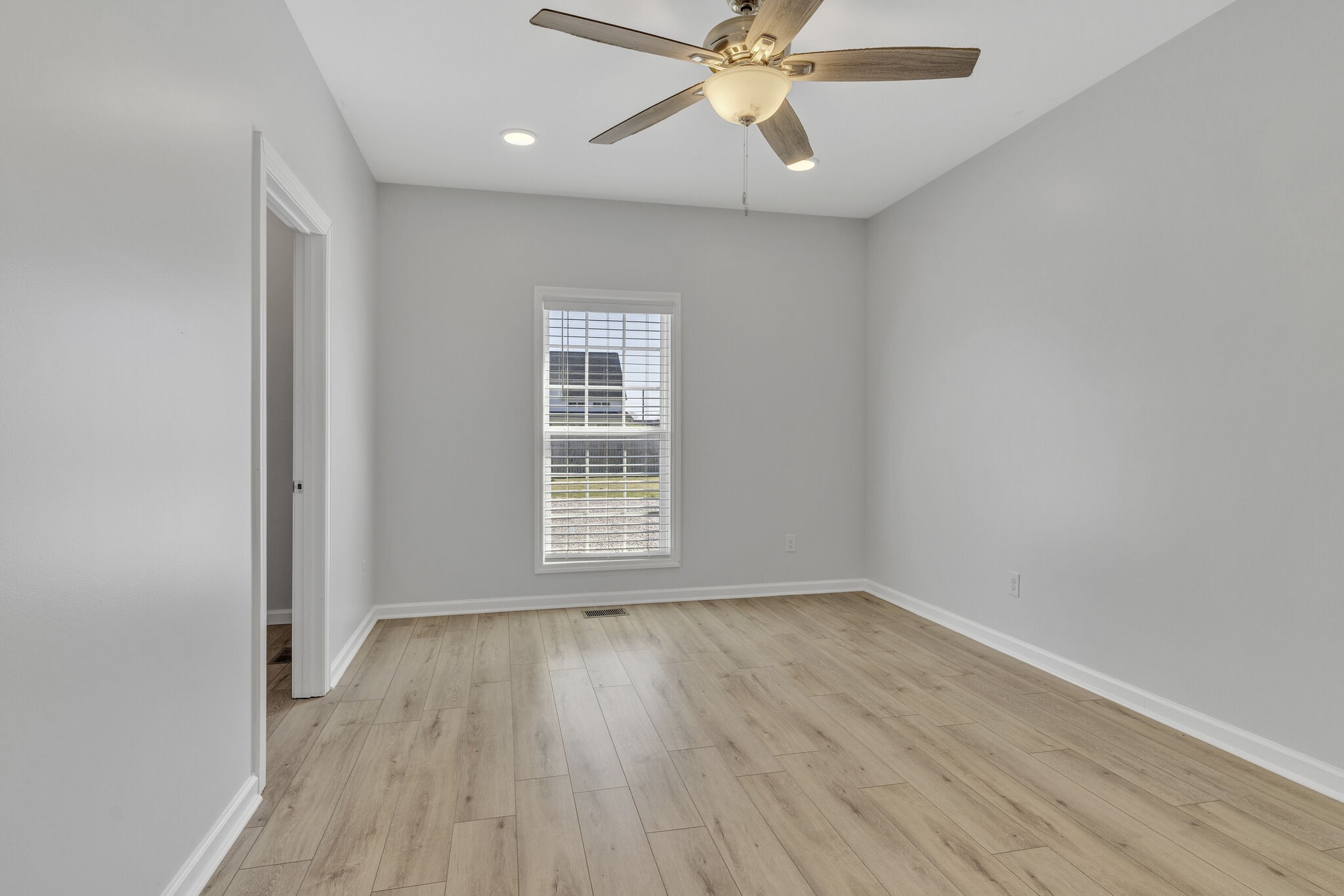 5240 Cross Plains Rd