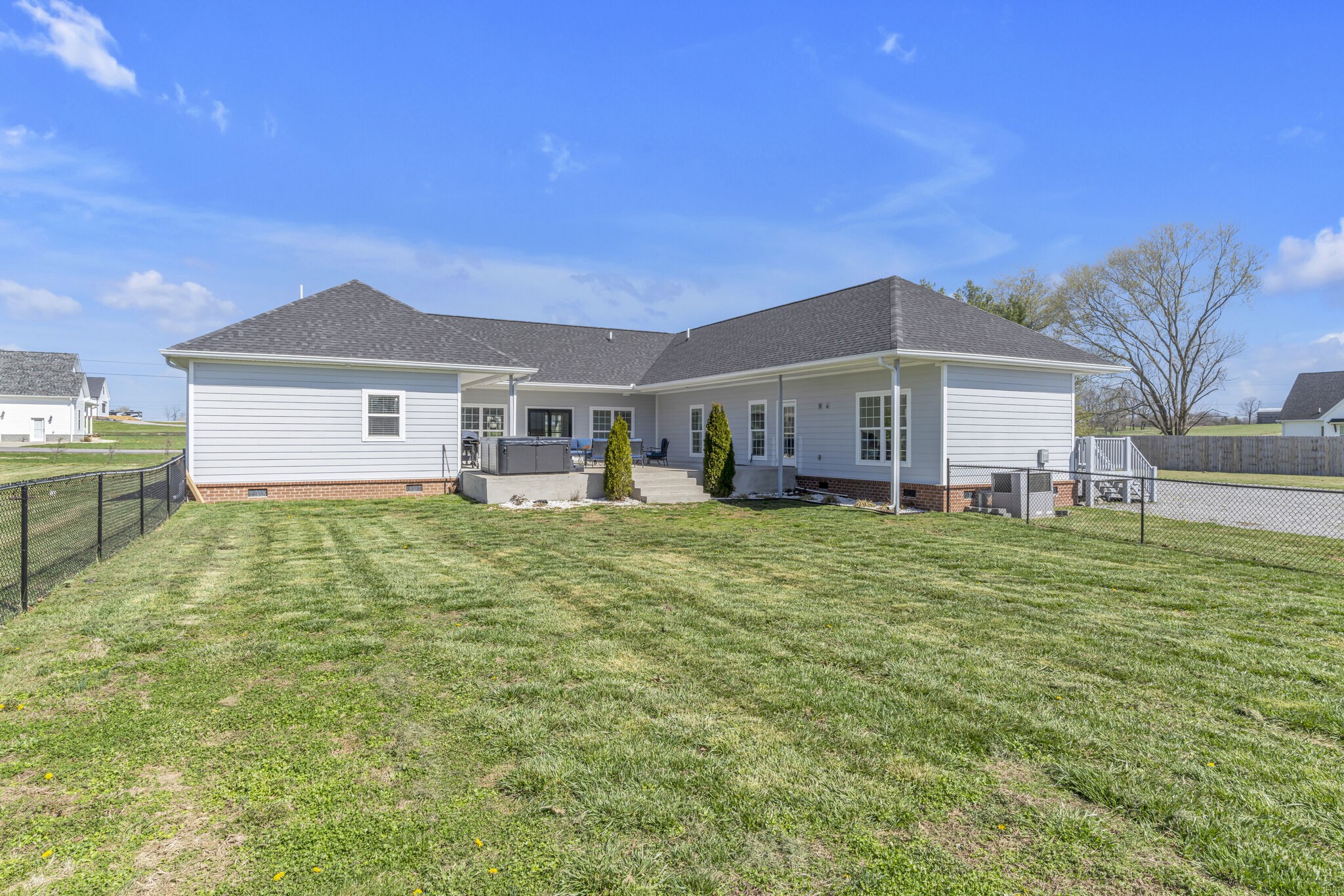 5240 Cross Plains Rd