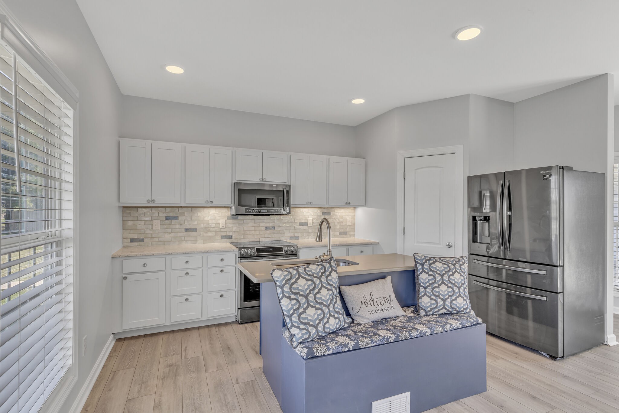 5240 Cross Plains Rd