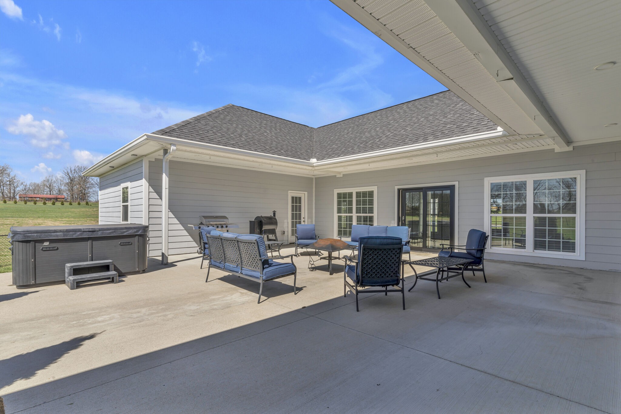 5240 Cross Plains Rd