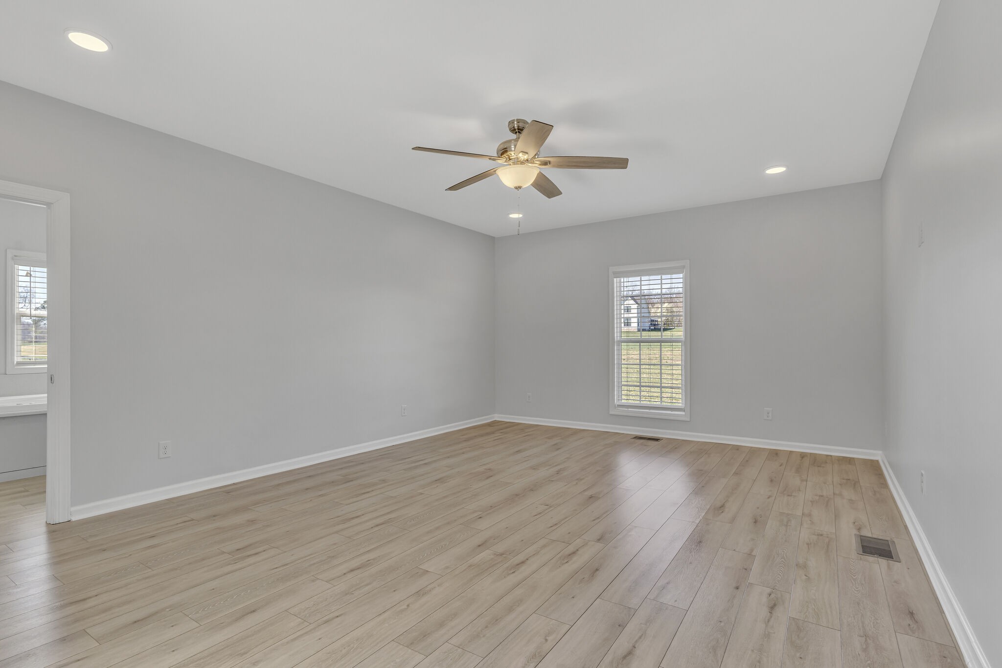 5240 Cross Plains Rd