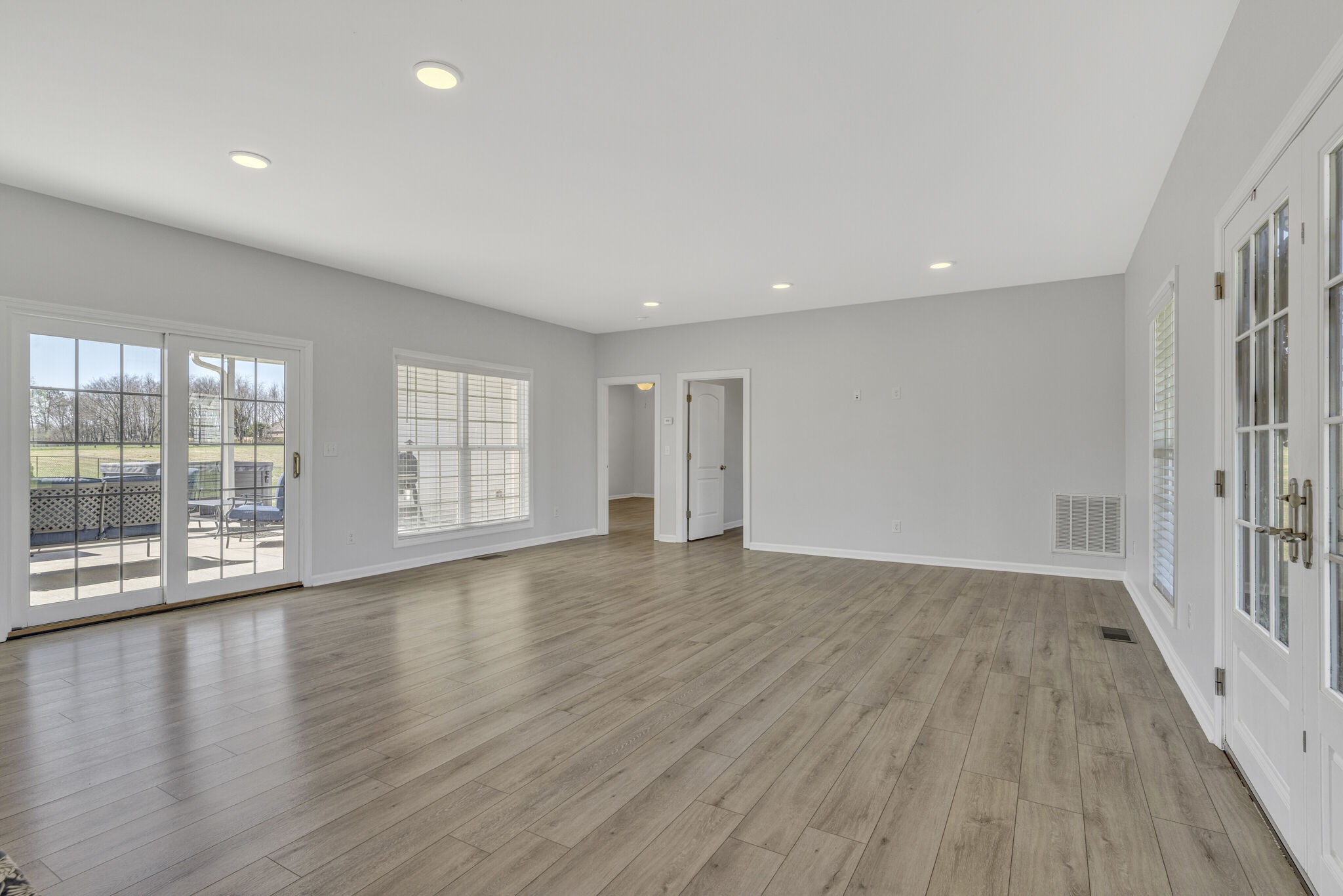 5240 Cross Plains Rd