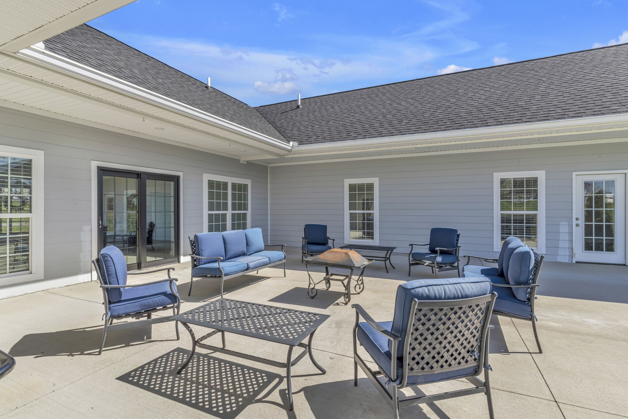 5240 Cross Plains Rd