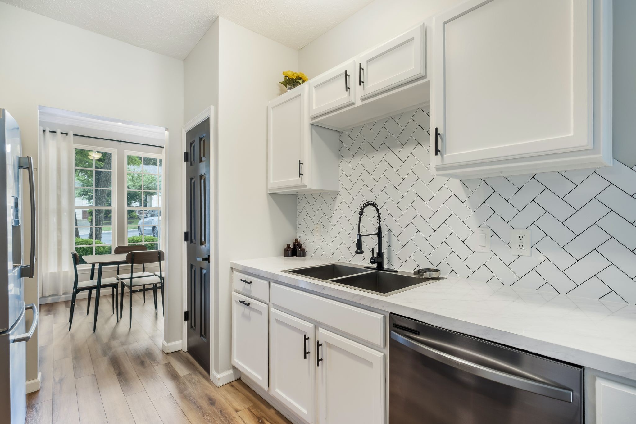 3401 Anderson Rd Unit: 111