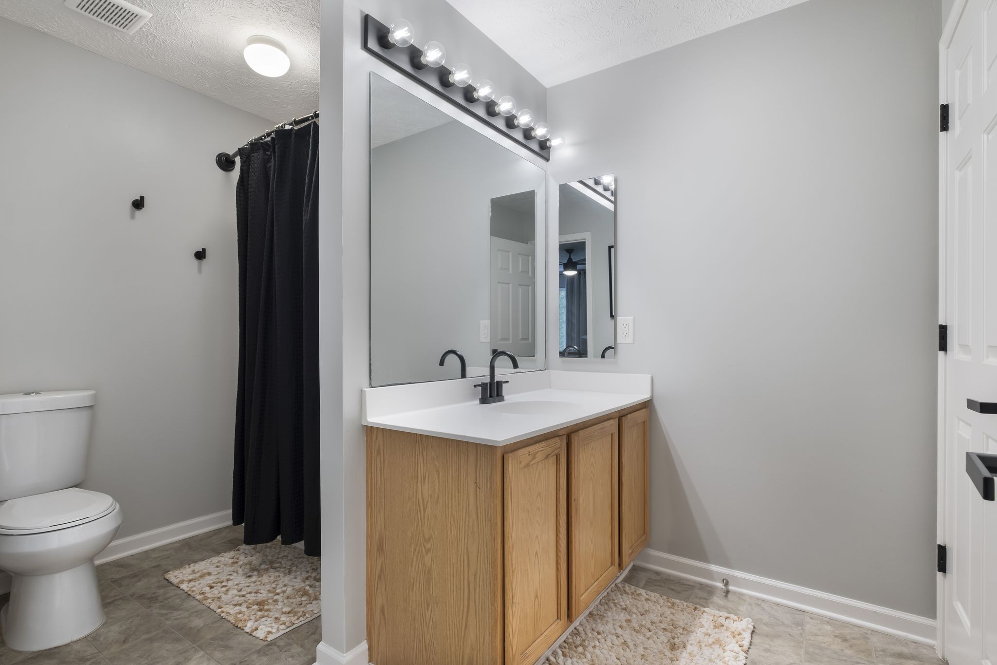 3401 Anderson Rd Unit: 111