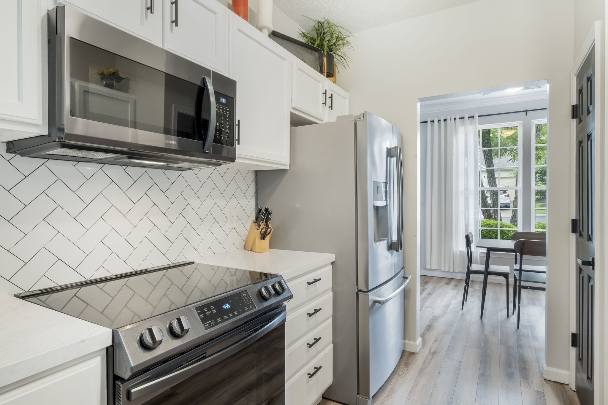 3401 Anderson Rd Unit: 111