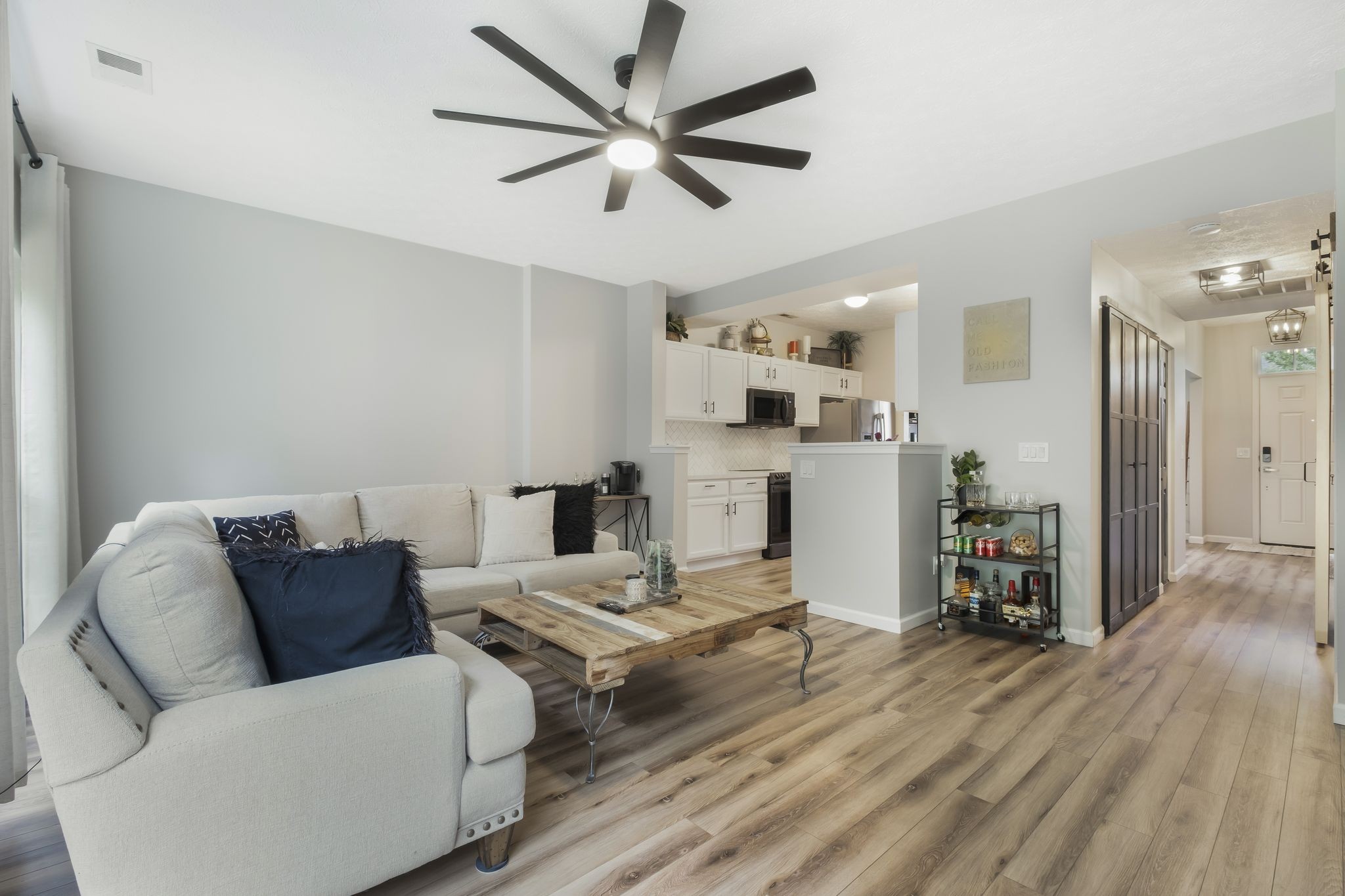 3401 Anderson Rd Unit: 111