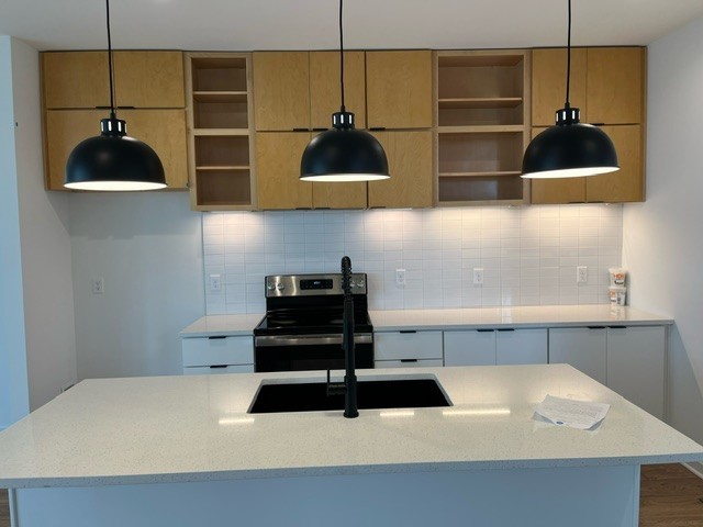 3043 Edwin Cir Unit: 71