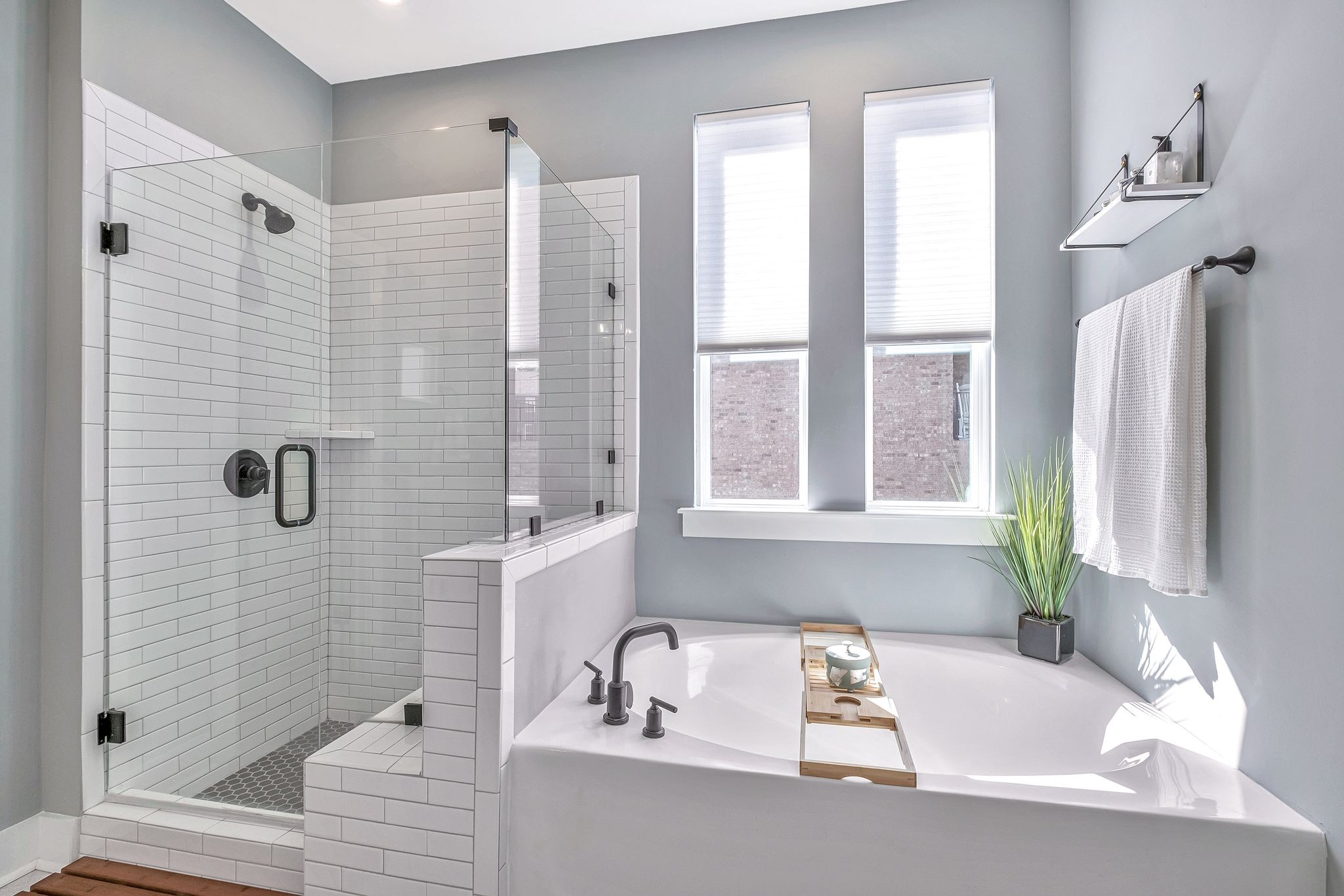 1098 River Oaks Blvd