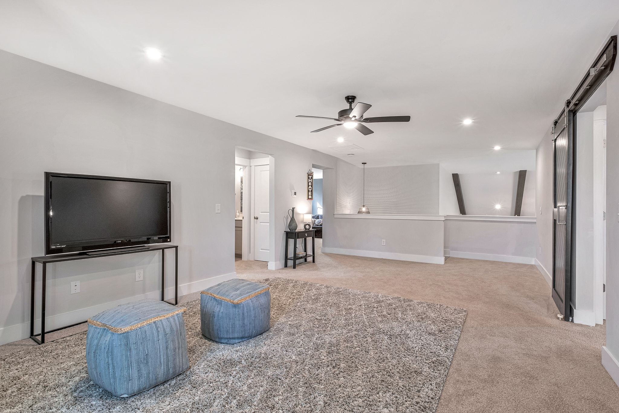 1098 River Oaks Blvd