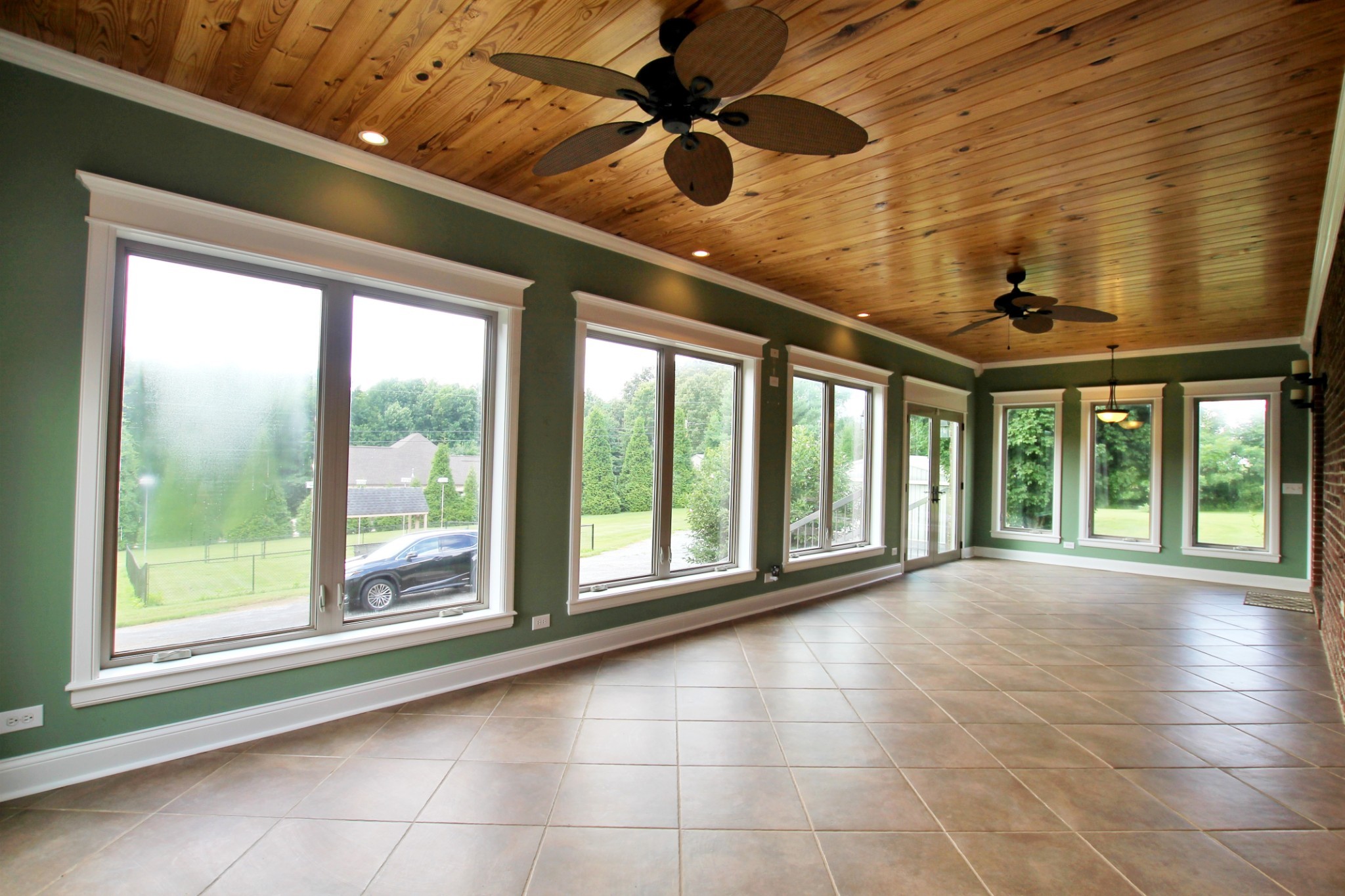 4181 Sandy Springs Rd