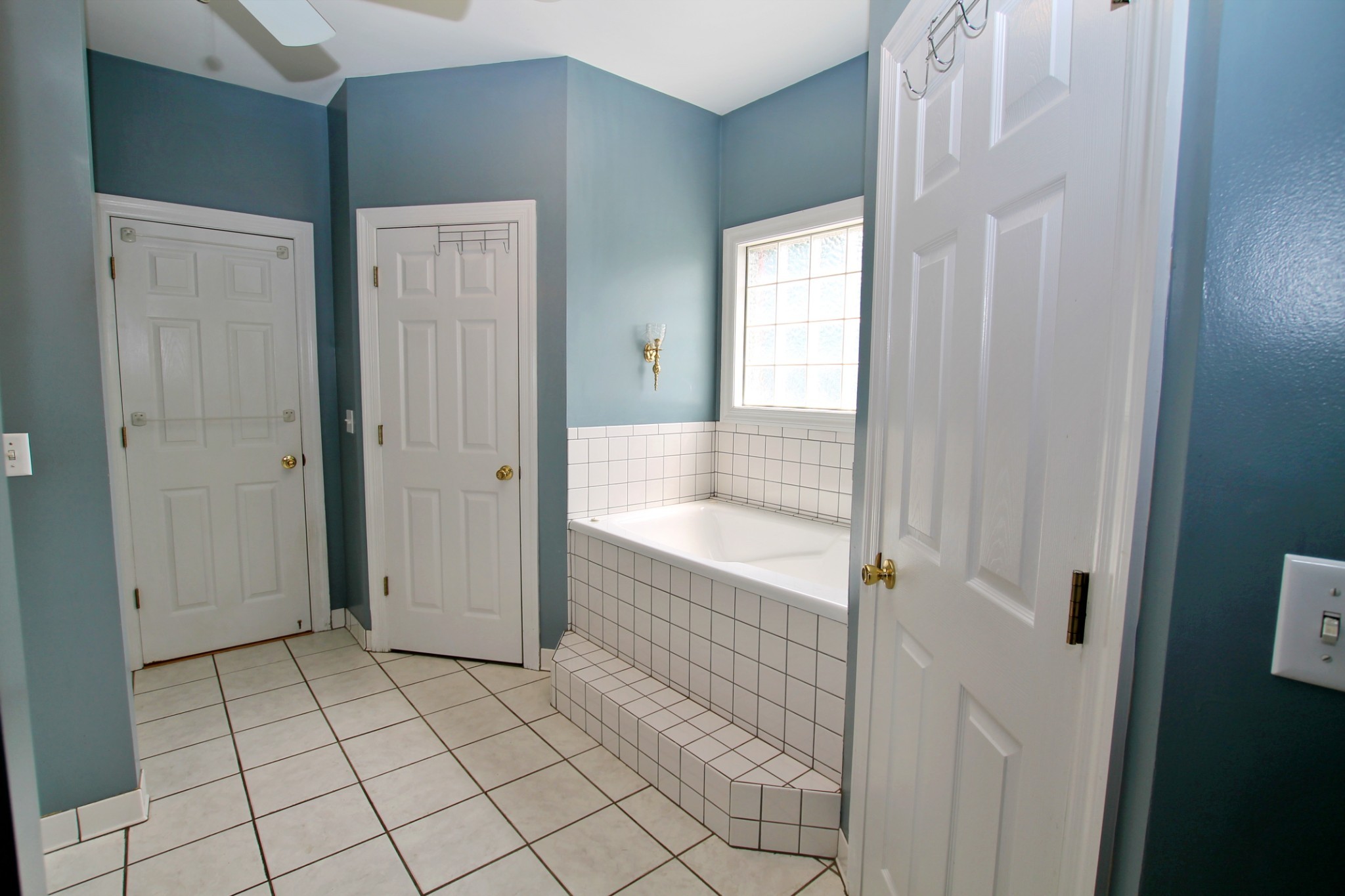 4181 Sandy Springs Rd