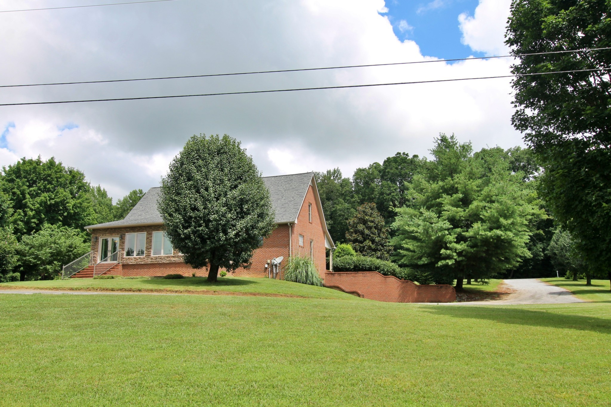 4181 Sandy Springs Rd