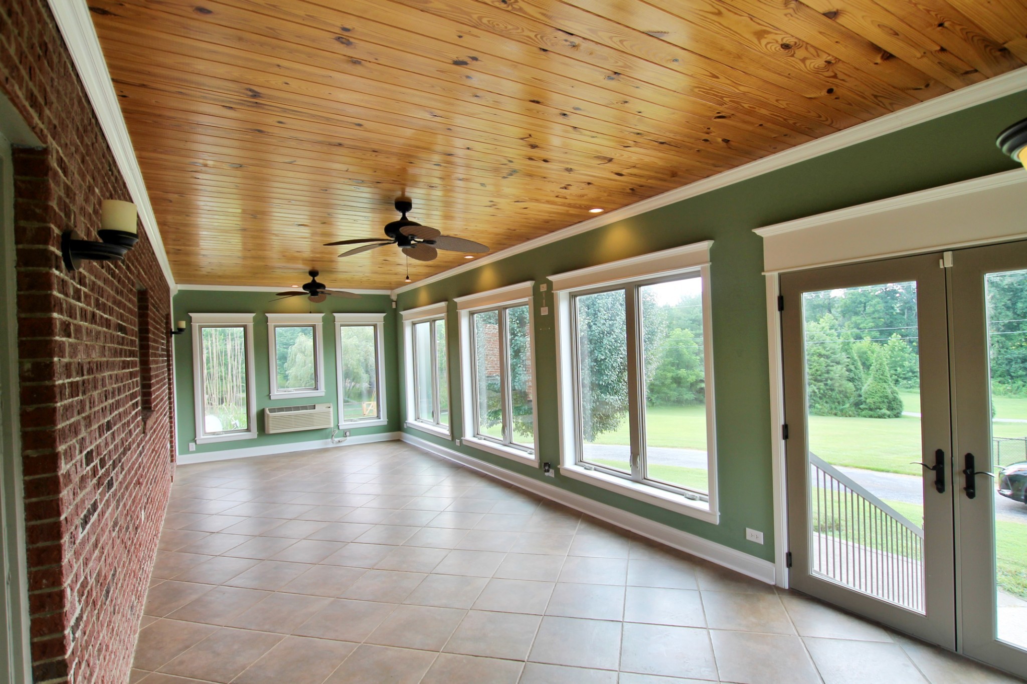 4181 Sandy Springs Rd