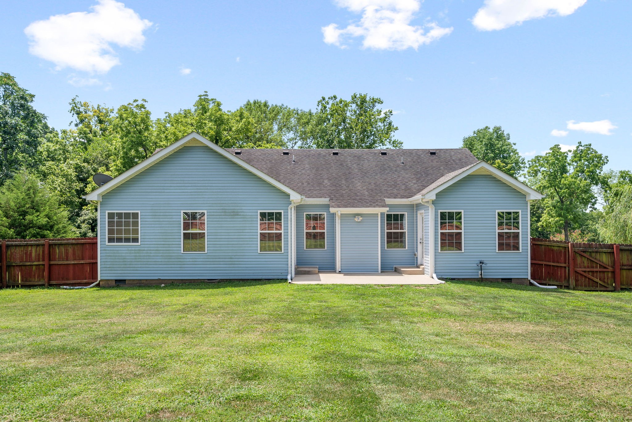1909 E Boy Scout Rd