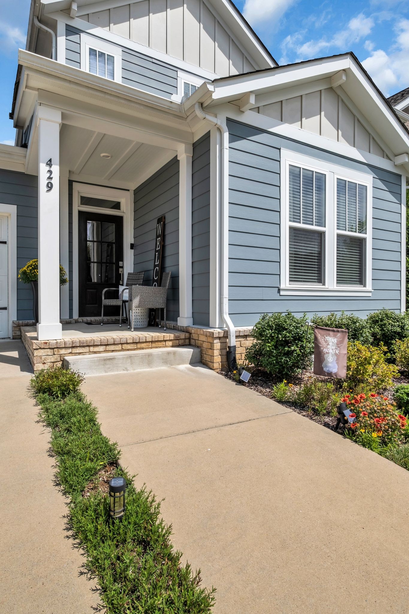 429 Abington Dr