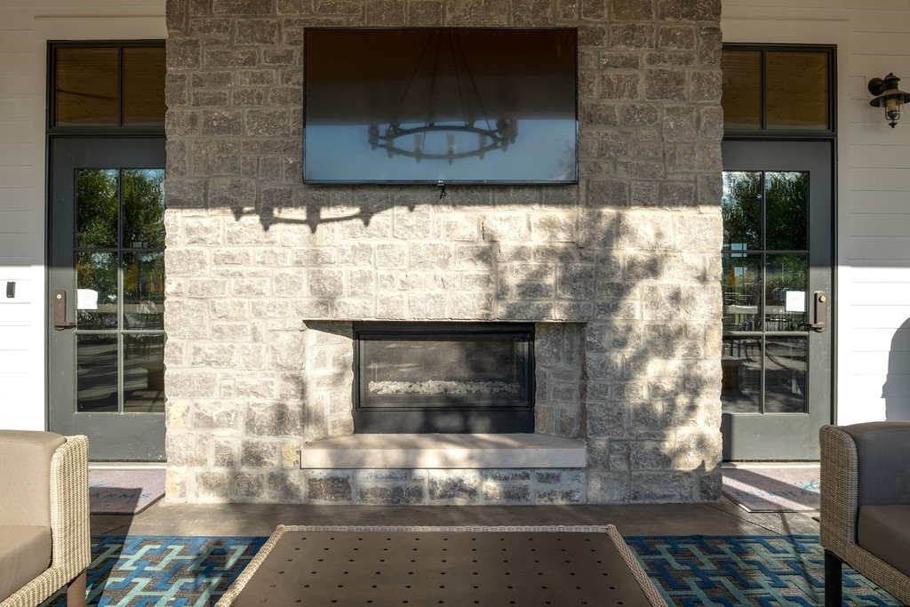 429 Abington Dr