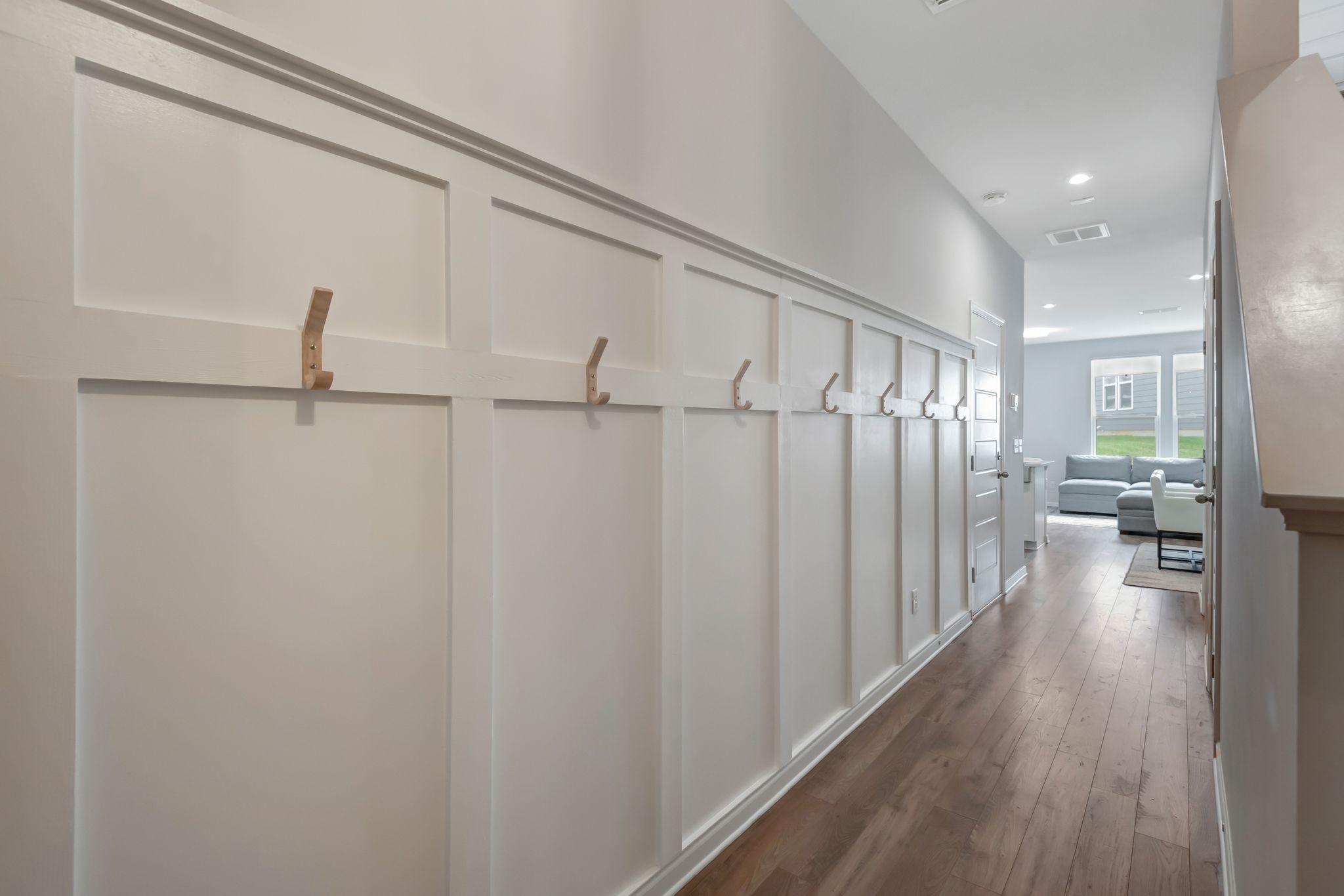 303 Victoria Dr