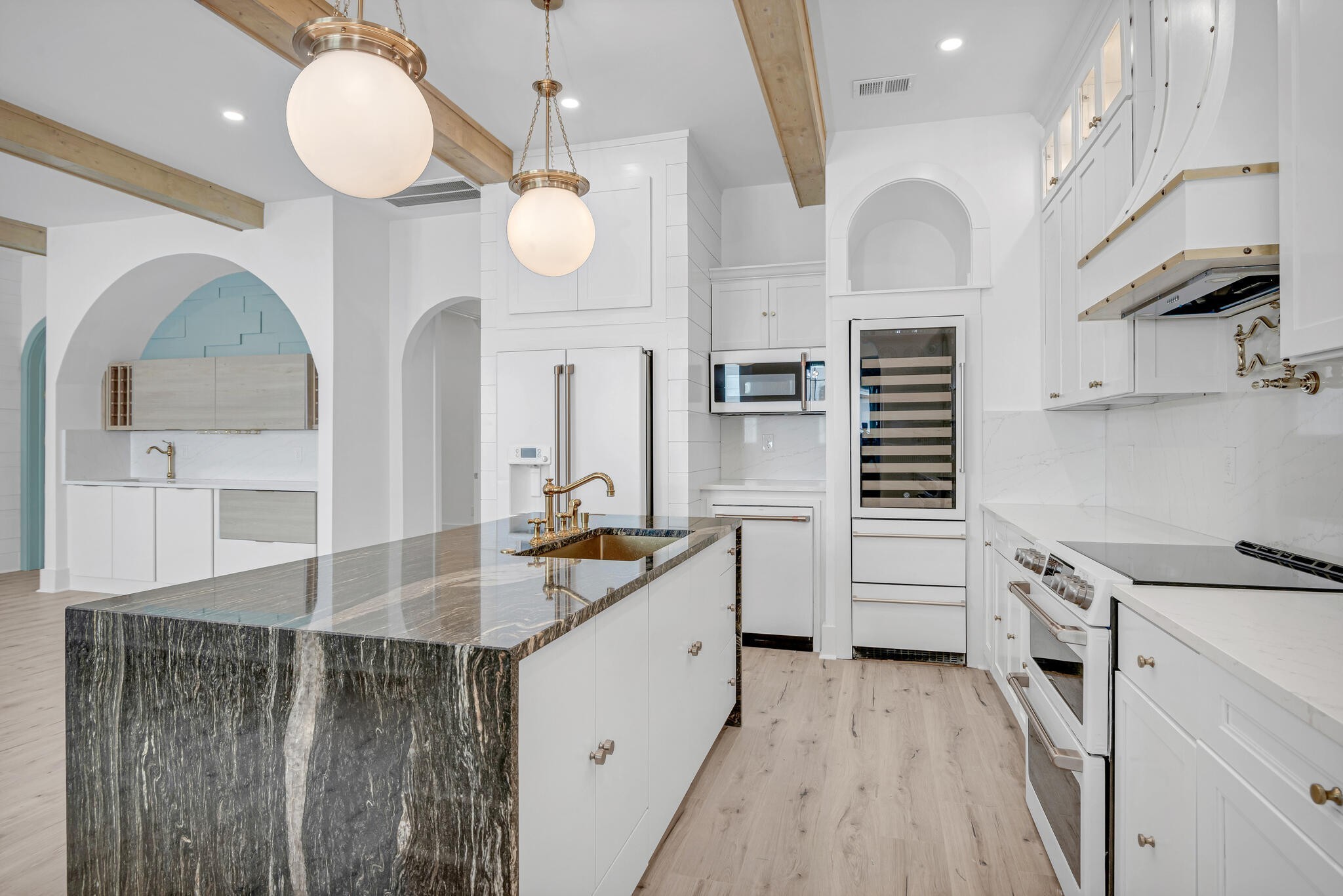 1707 Jeans Ct