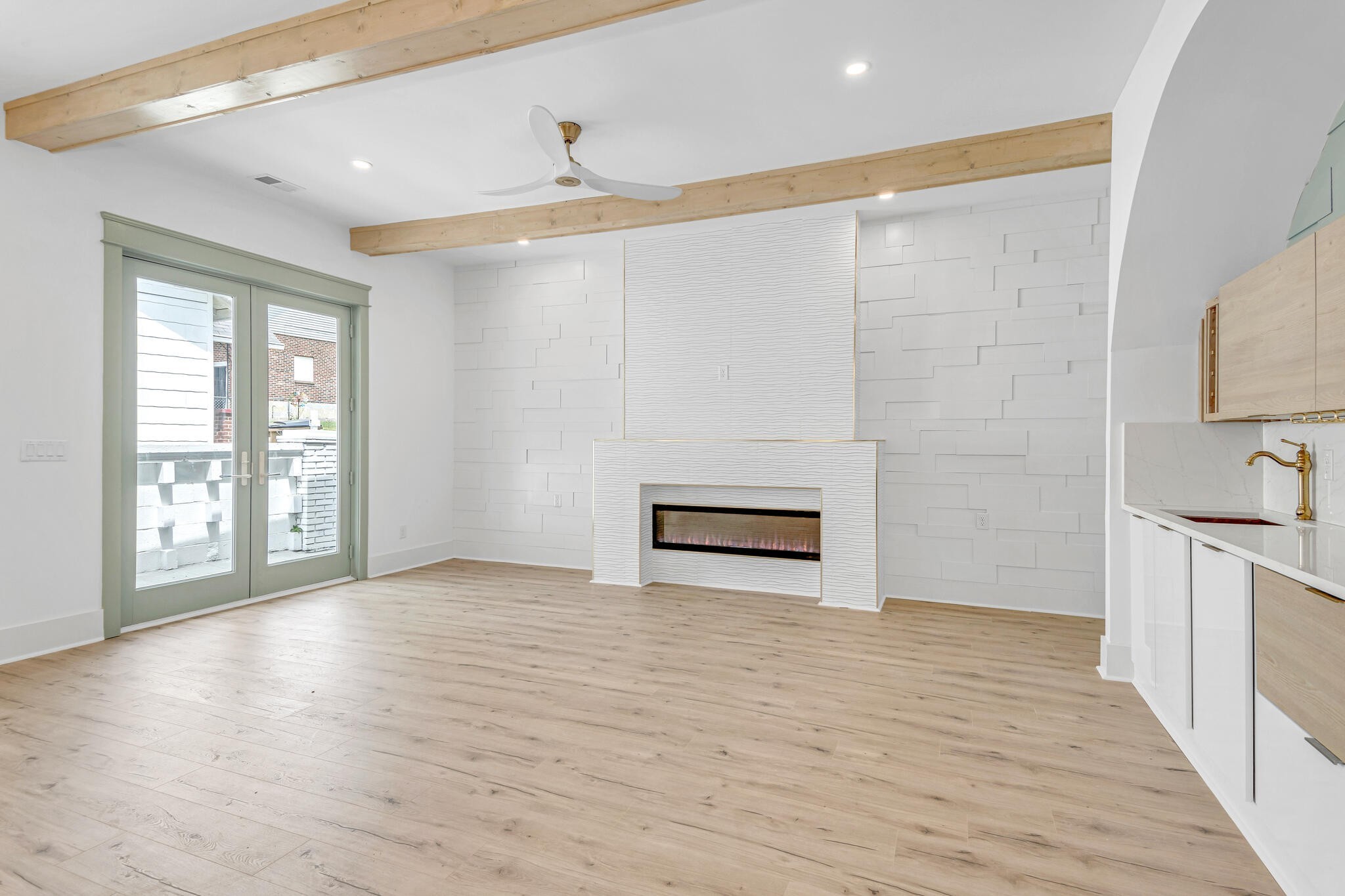 1707 Jeans Ct