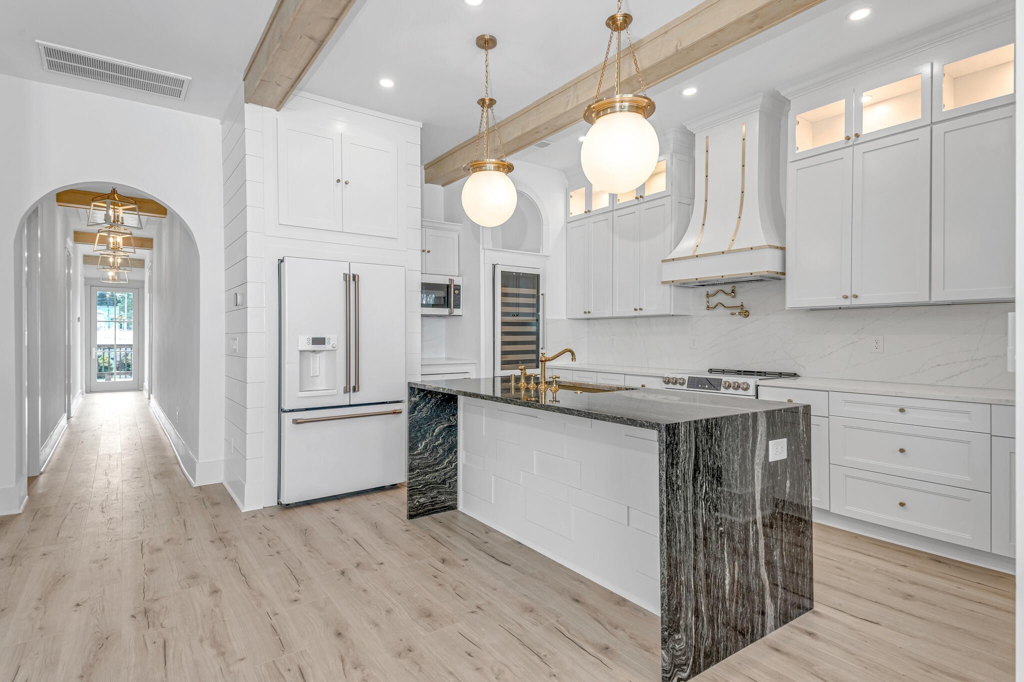 1707 Jeans Ct