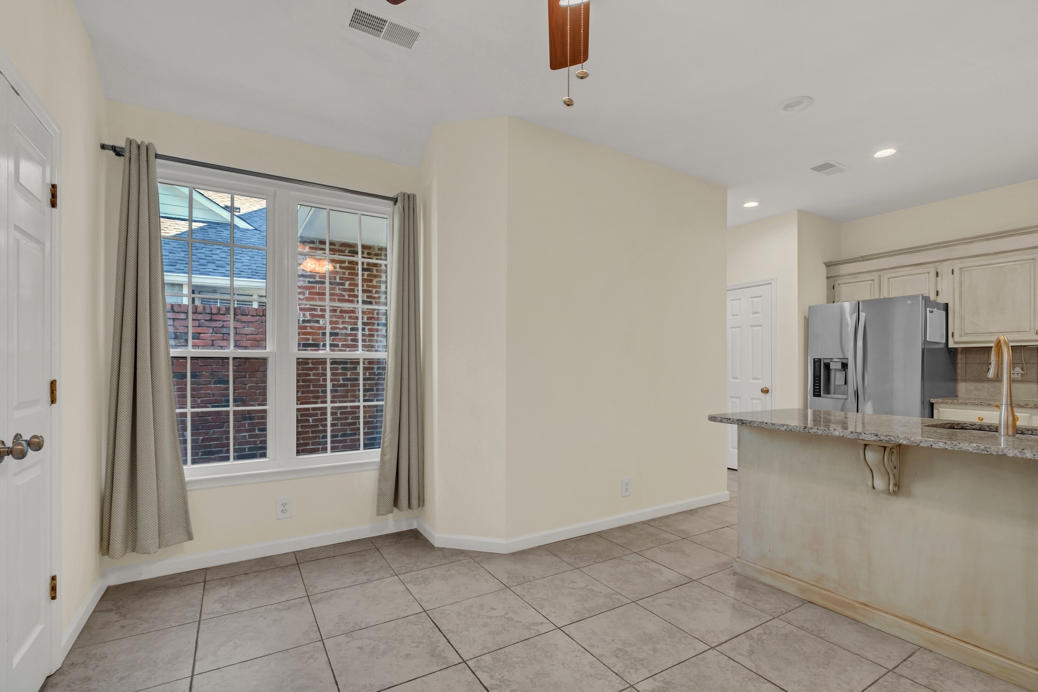 231 Green Harbor Rd Unit: 15F