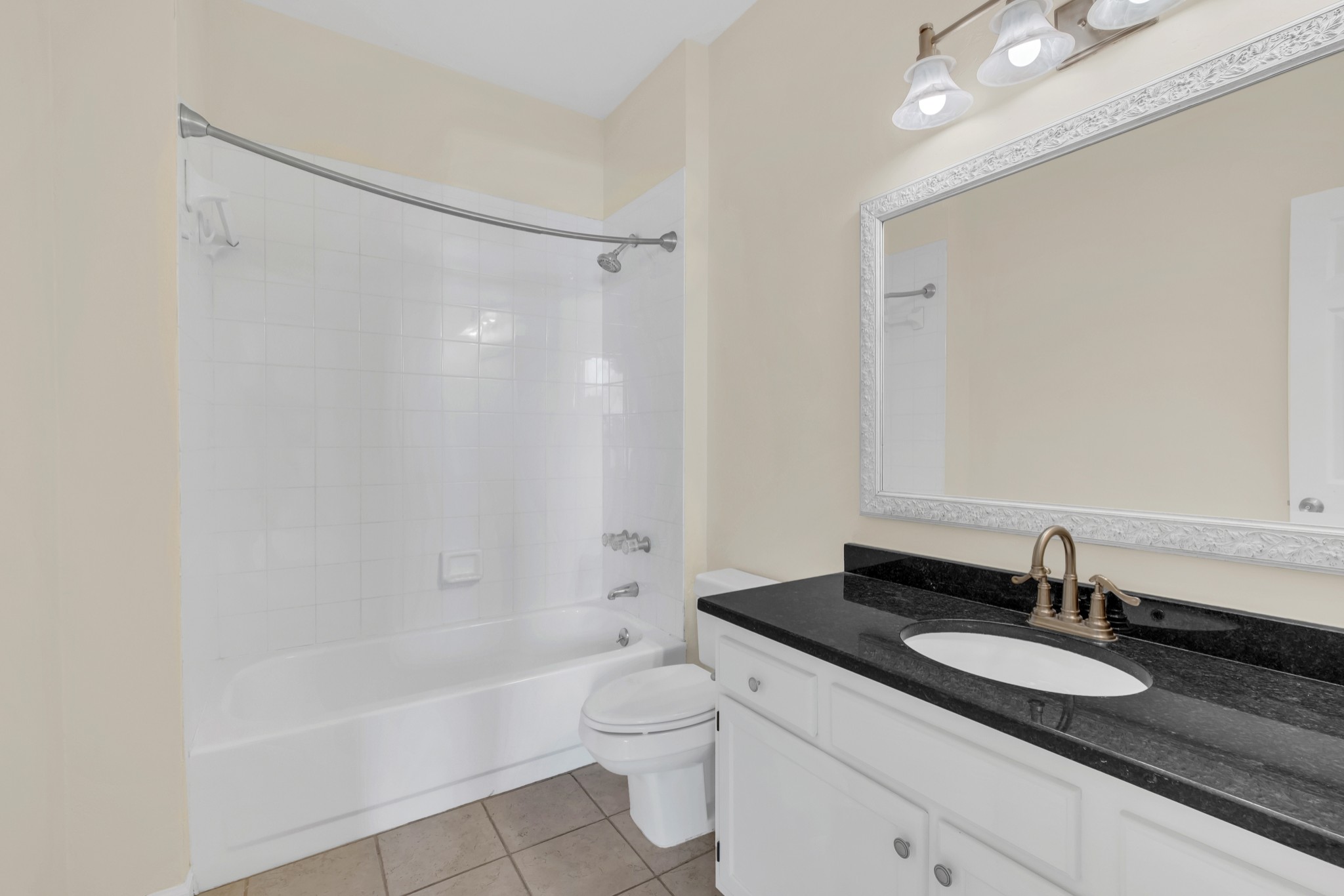 231 Green Harbor Rd Unit: 15F