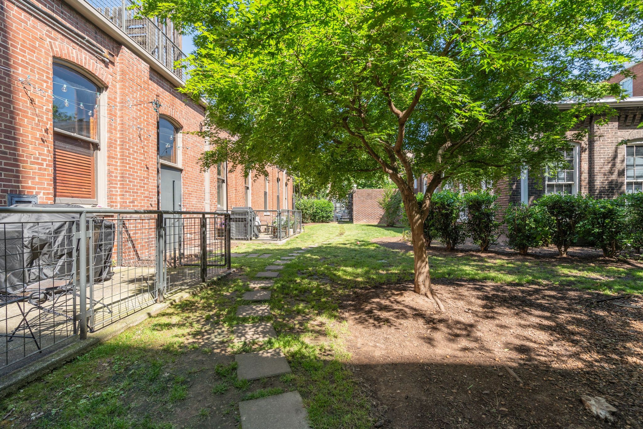 1400 Rosa L Parks Blvd Unit: 103