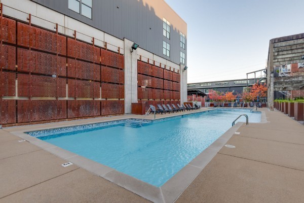 1400 Rosa L Parks Blvd Unit: 103