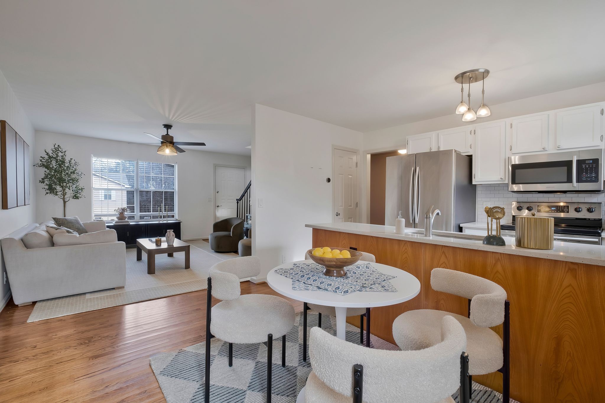 219 Ash Grove Dr