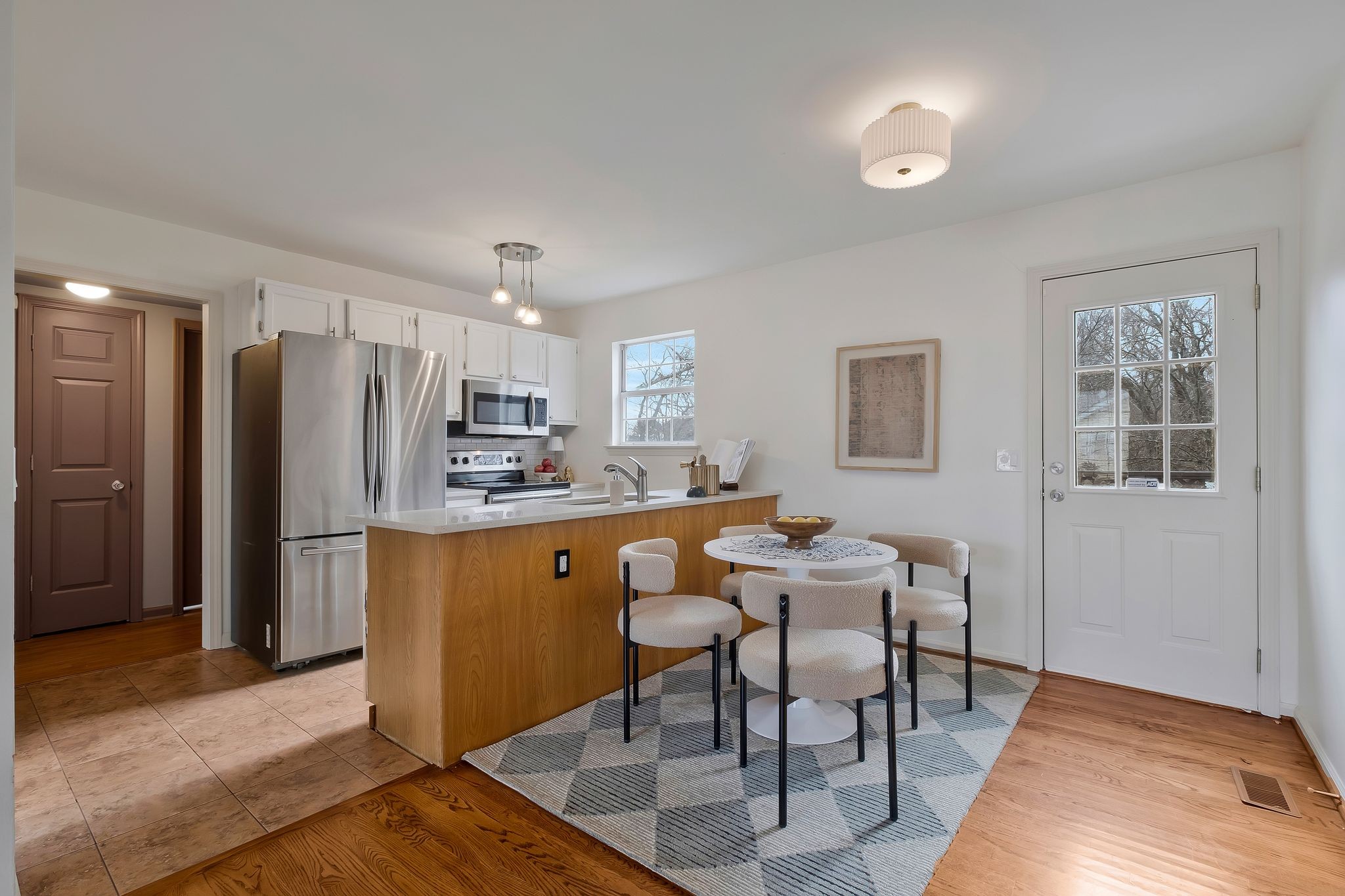 219 Ash Grove Dr