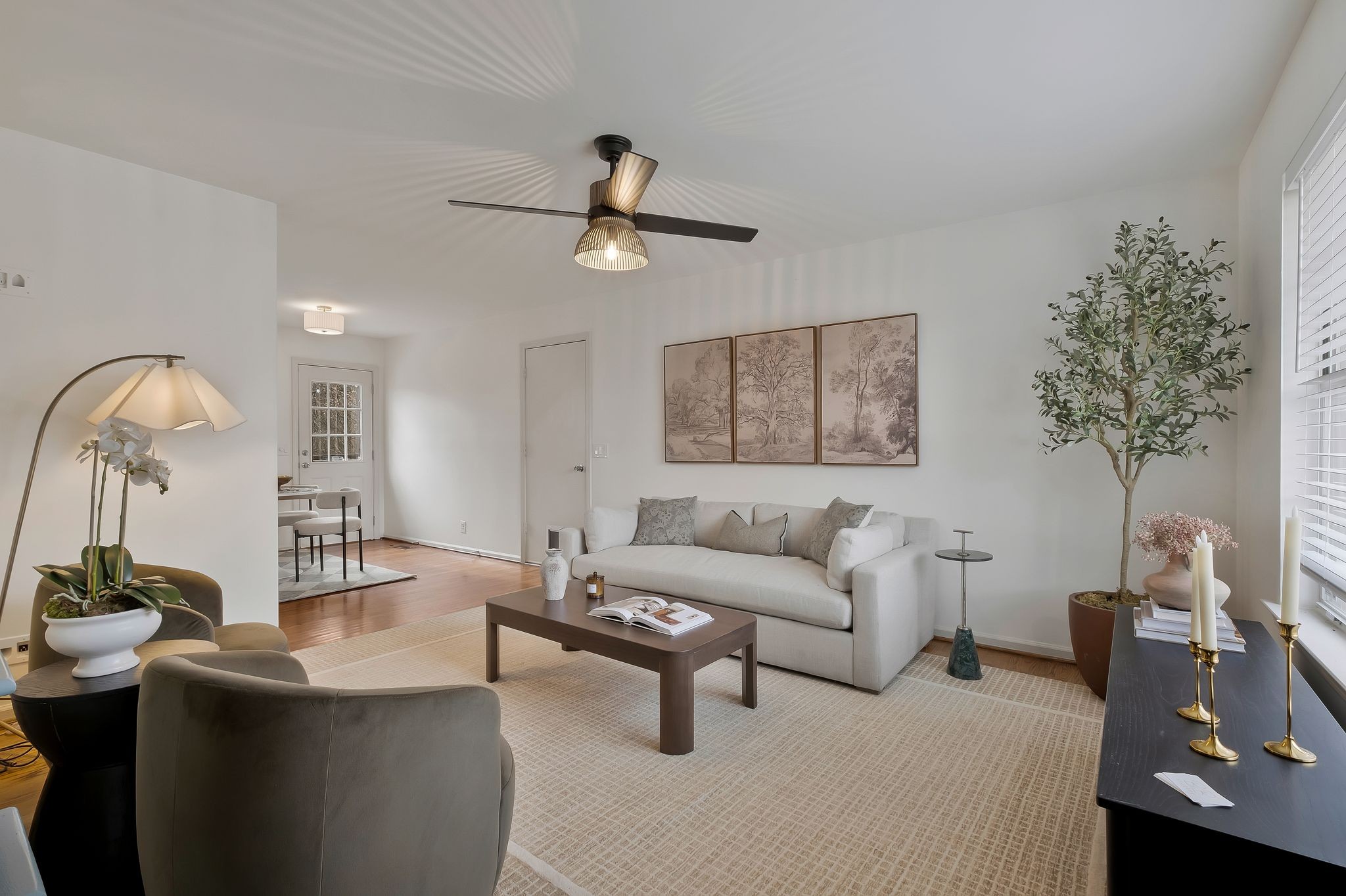 219 Ash Grove Dr