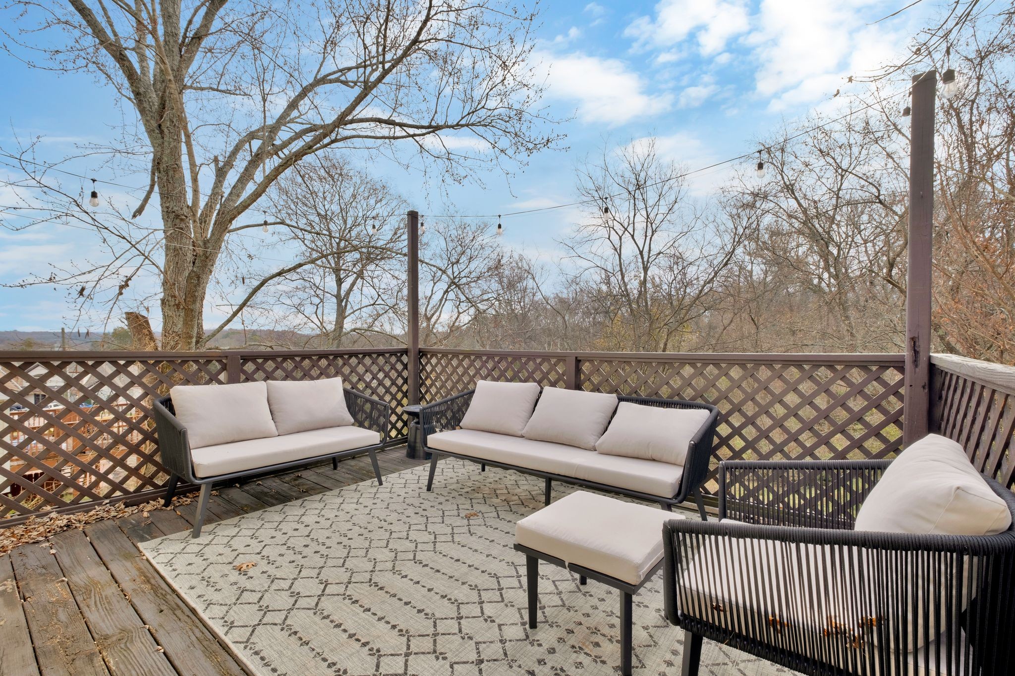 219 Ash Grove Dr