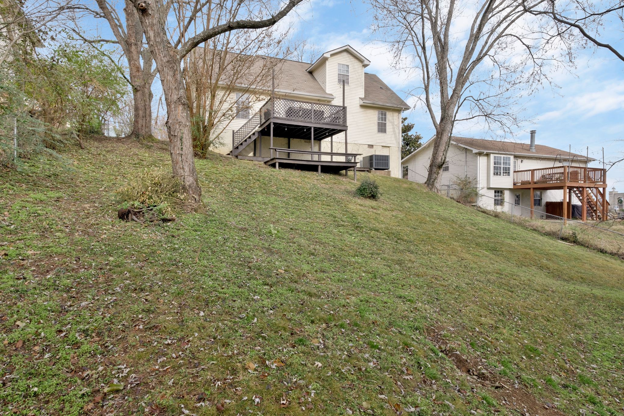 219 Ash Grove Dr